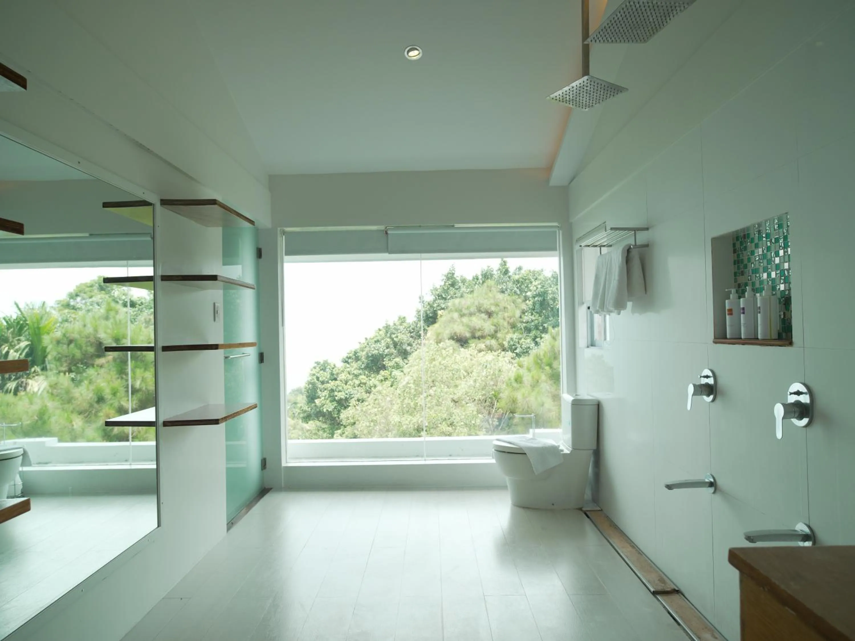 Bathroom in The Carmelence View