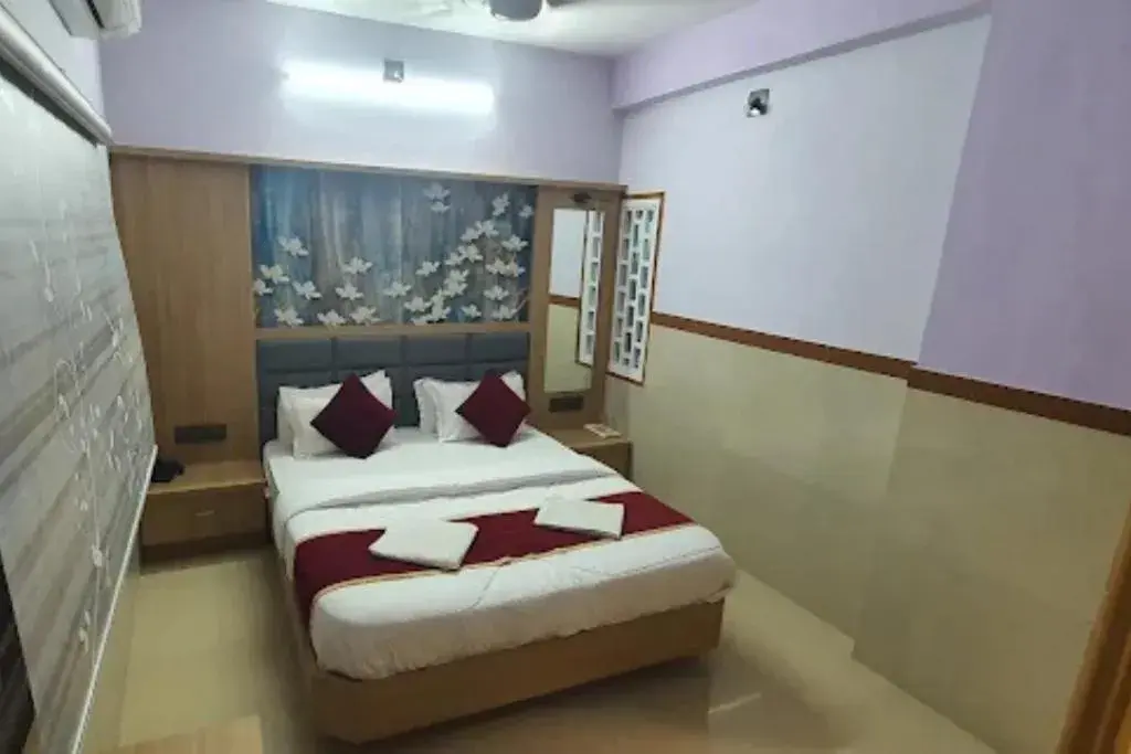 Hotel Shreenidhi Dwarka Hotel Shreenidhi Dwarka
