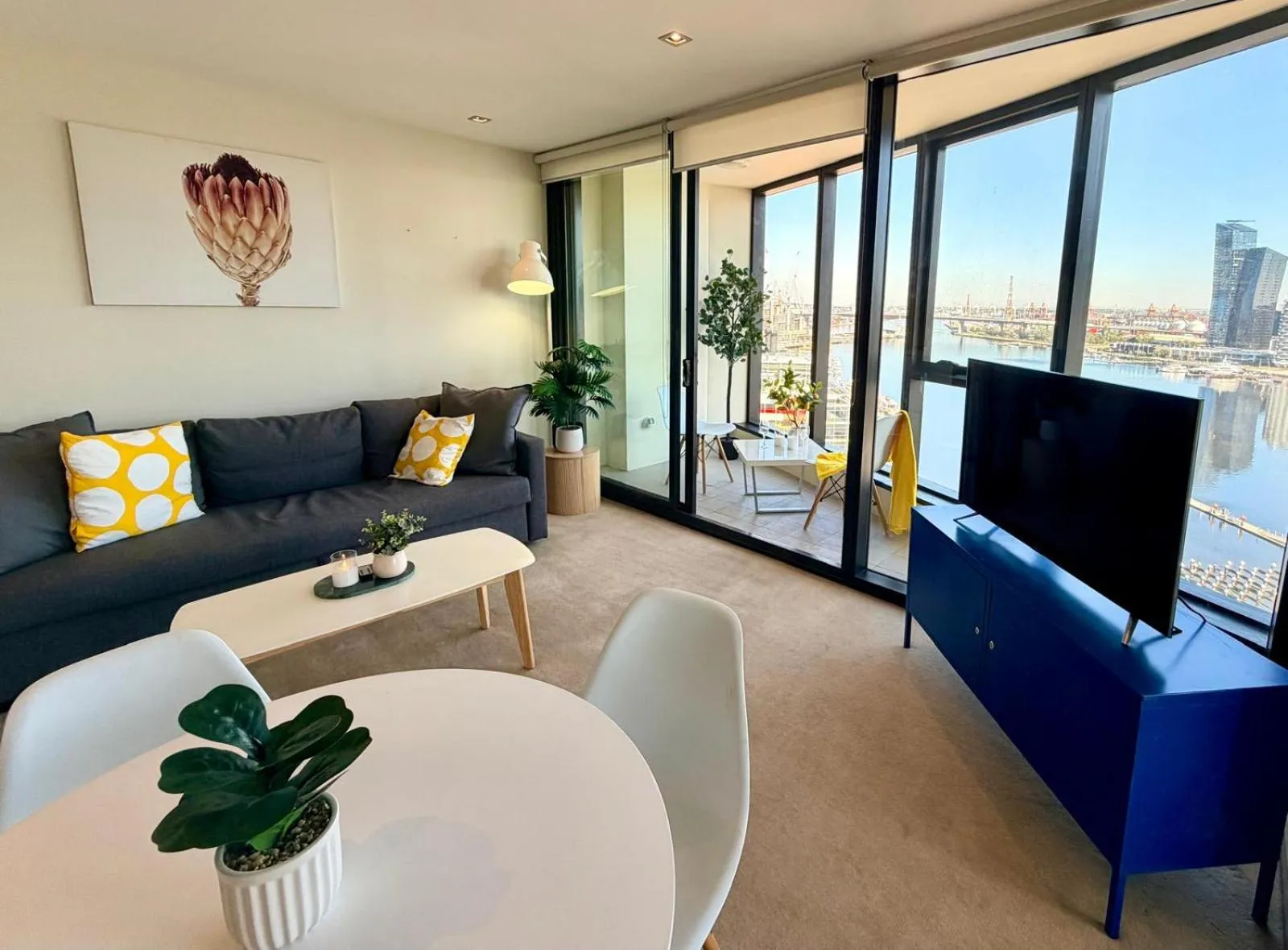 Living room in Readyset Apartments at Stadium South