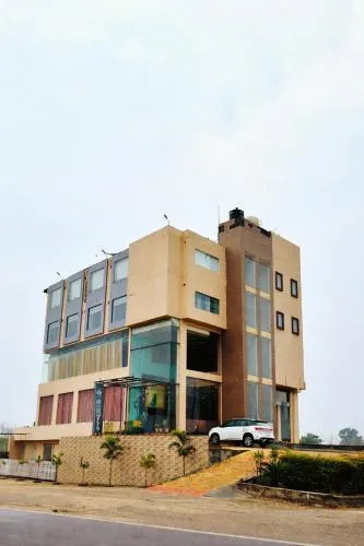 Hotel Aroma Regency