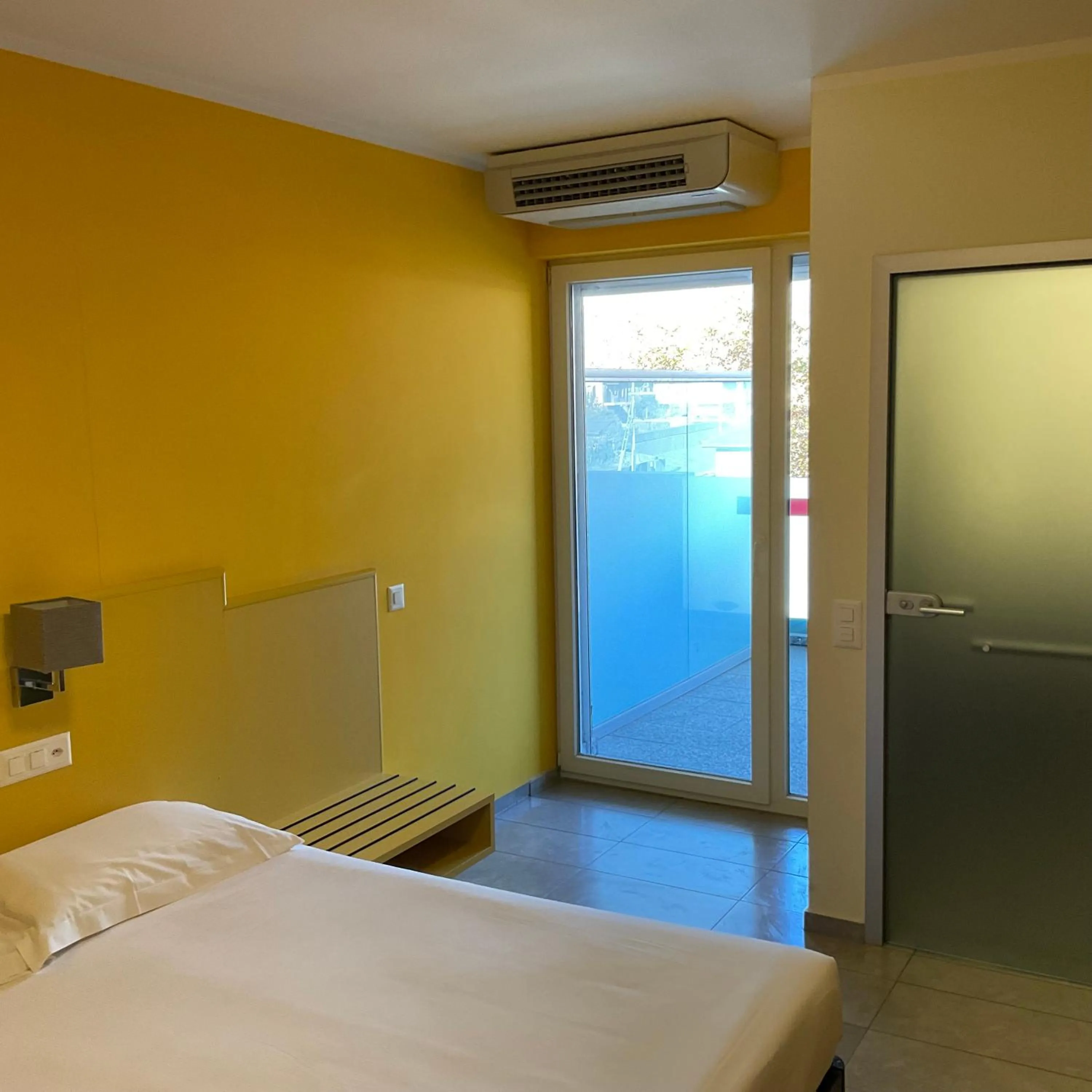 Photo of the whole room, Bed in Hotel Liberty Self Check-In