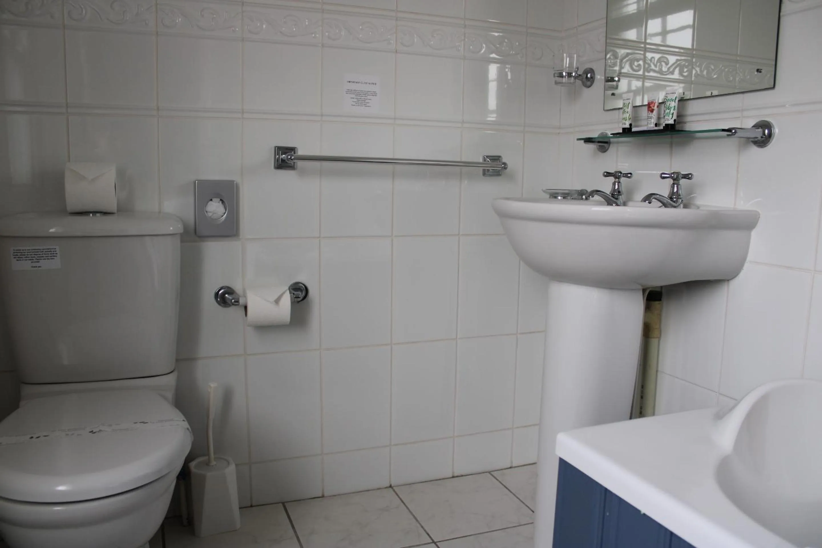 Bathroom in The Birdham Hotel & Restaurant