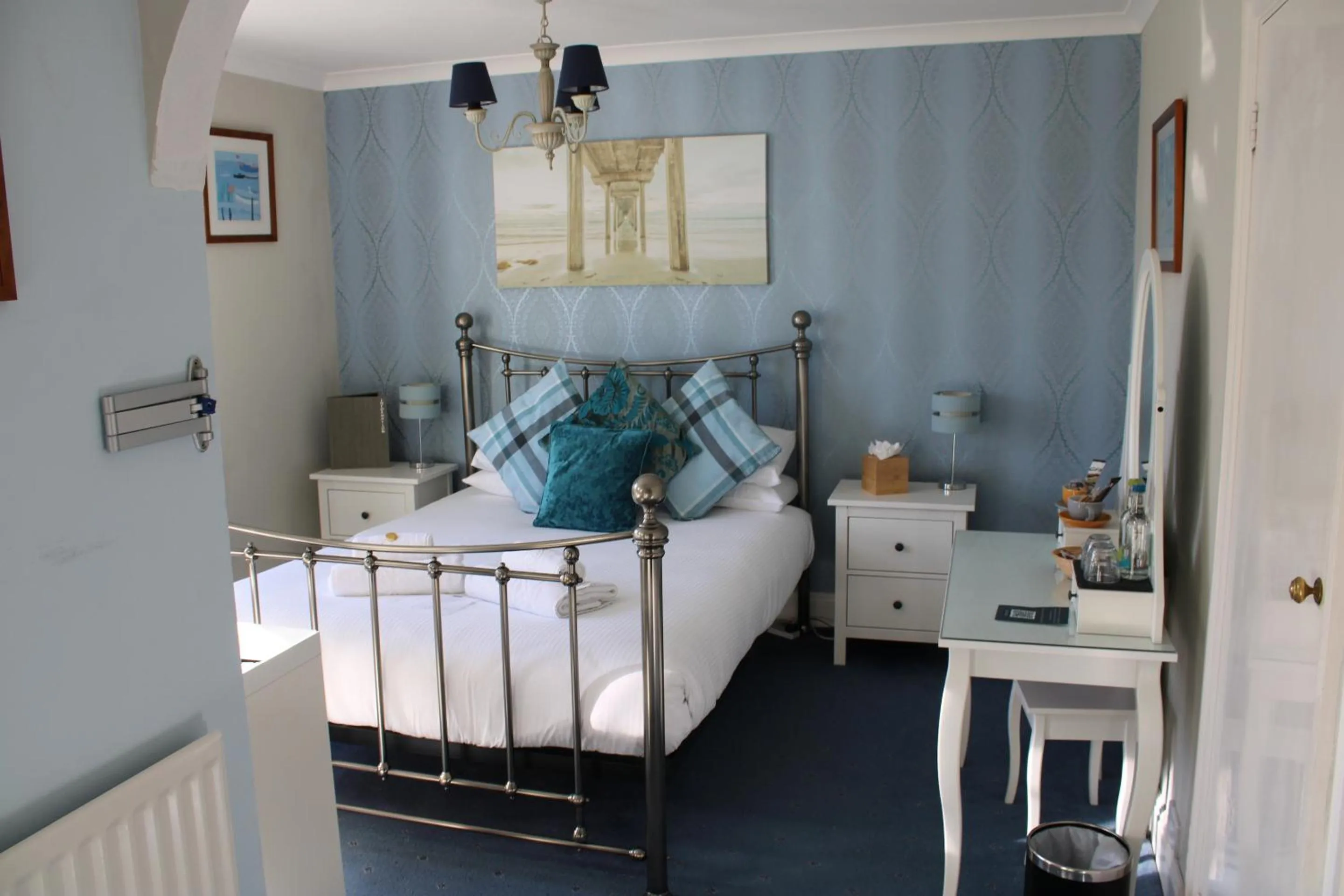 Bedroom, Bed in The Birdham Hotel & Restaurant