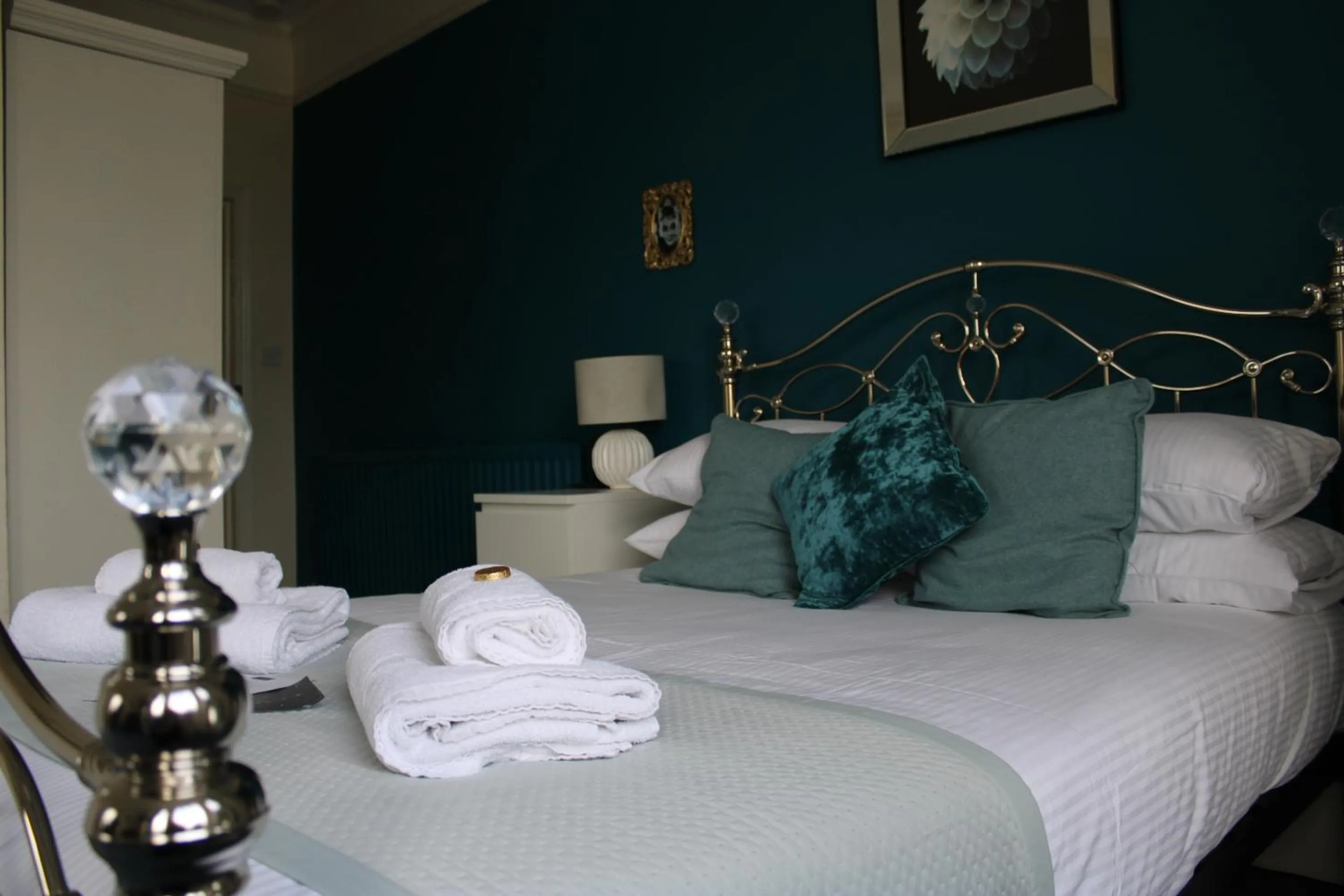 Bedroom, Bed in The Birdham Hotel & Restaurant