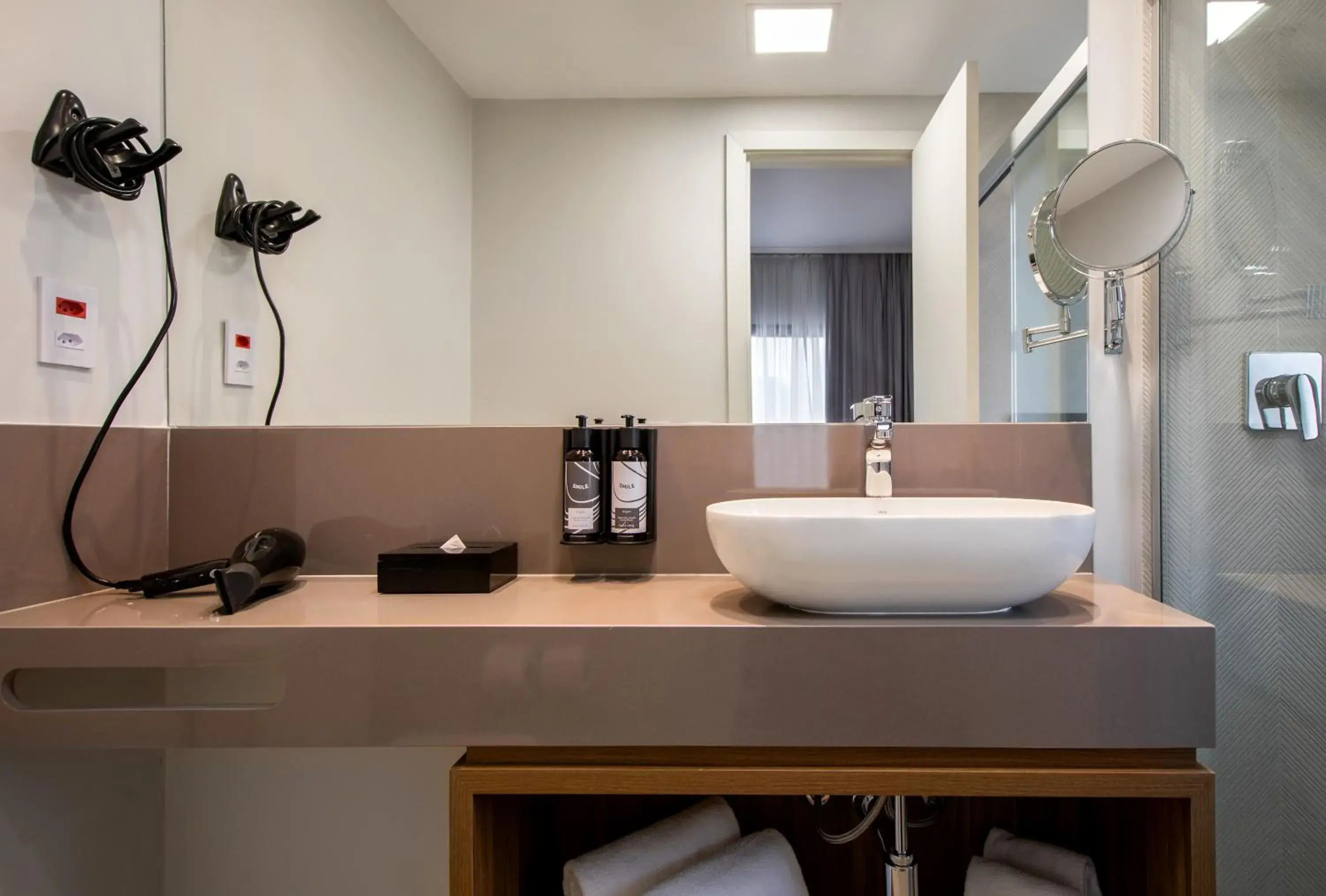 Bathroom in INNSiDE by Meliá São Paulo ITAIM Bathroom in INNSiDE by Meliá São Paulo ITAIM