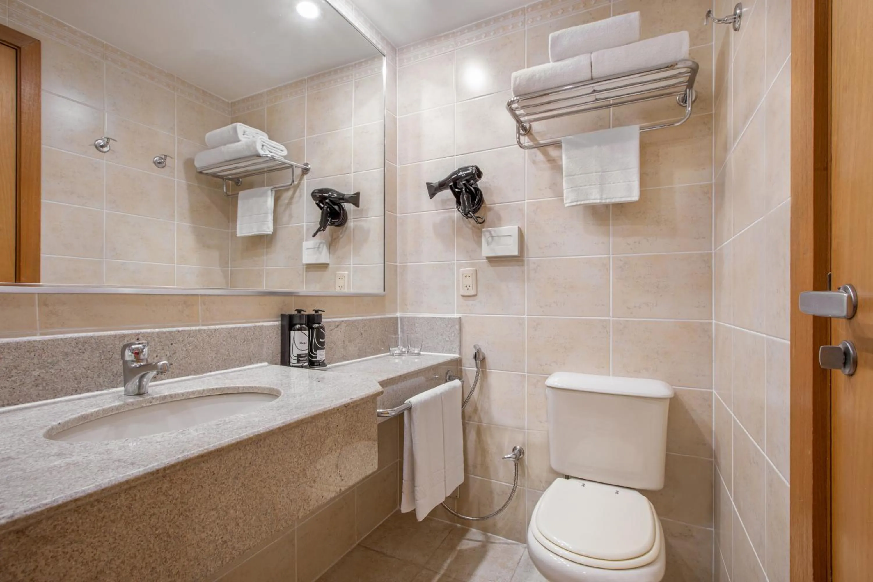 Bathroom in INNSiDE by Meliá São Paulo ITAIM