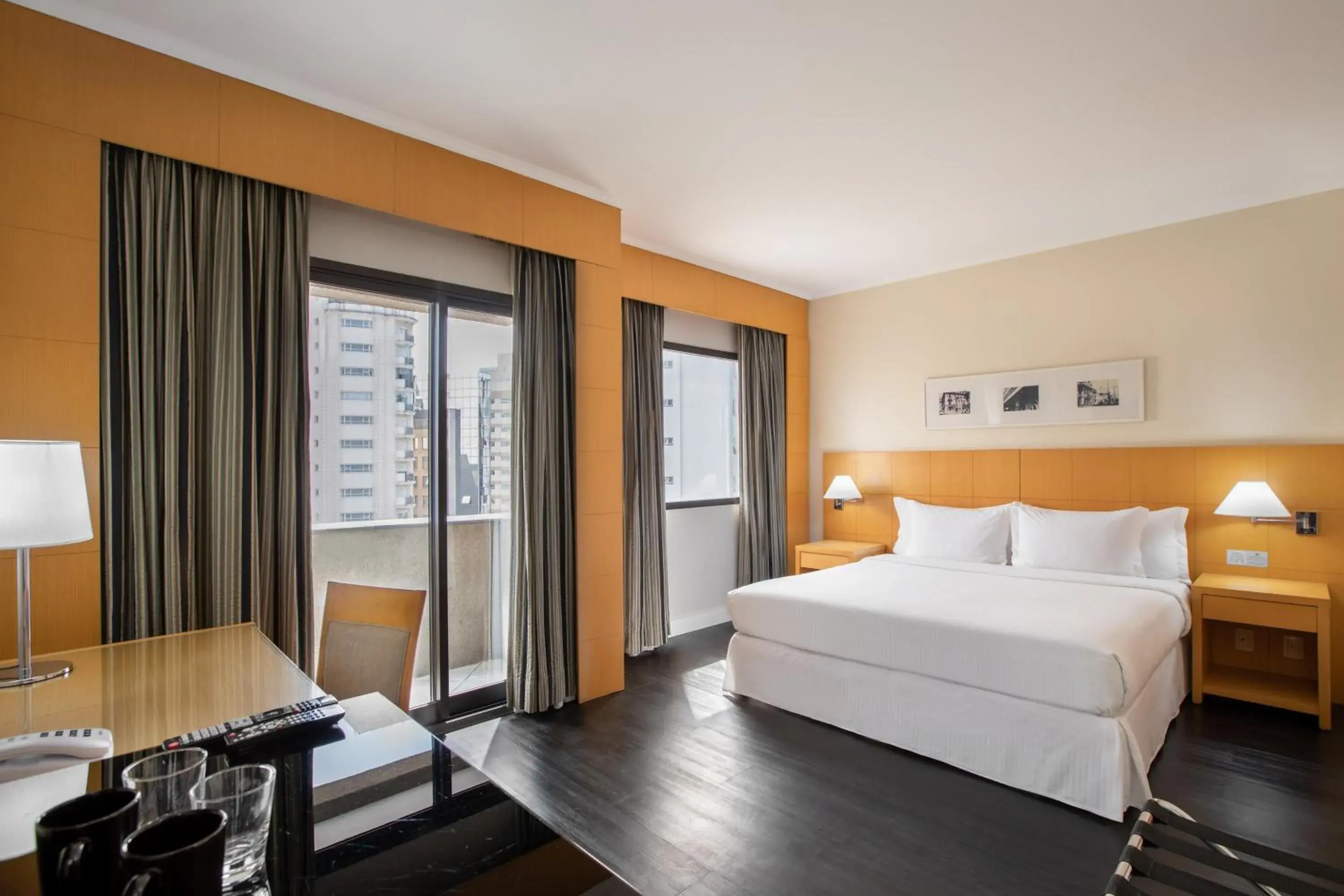 View (from property/room), Bed in INNSiDE by Meliá São Paulo ITAIM View (from property/room), Bed in INNSiDE by Meliá São Paulo ITAIM