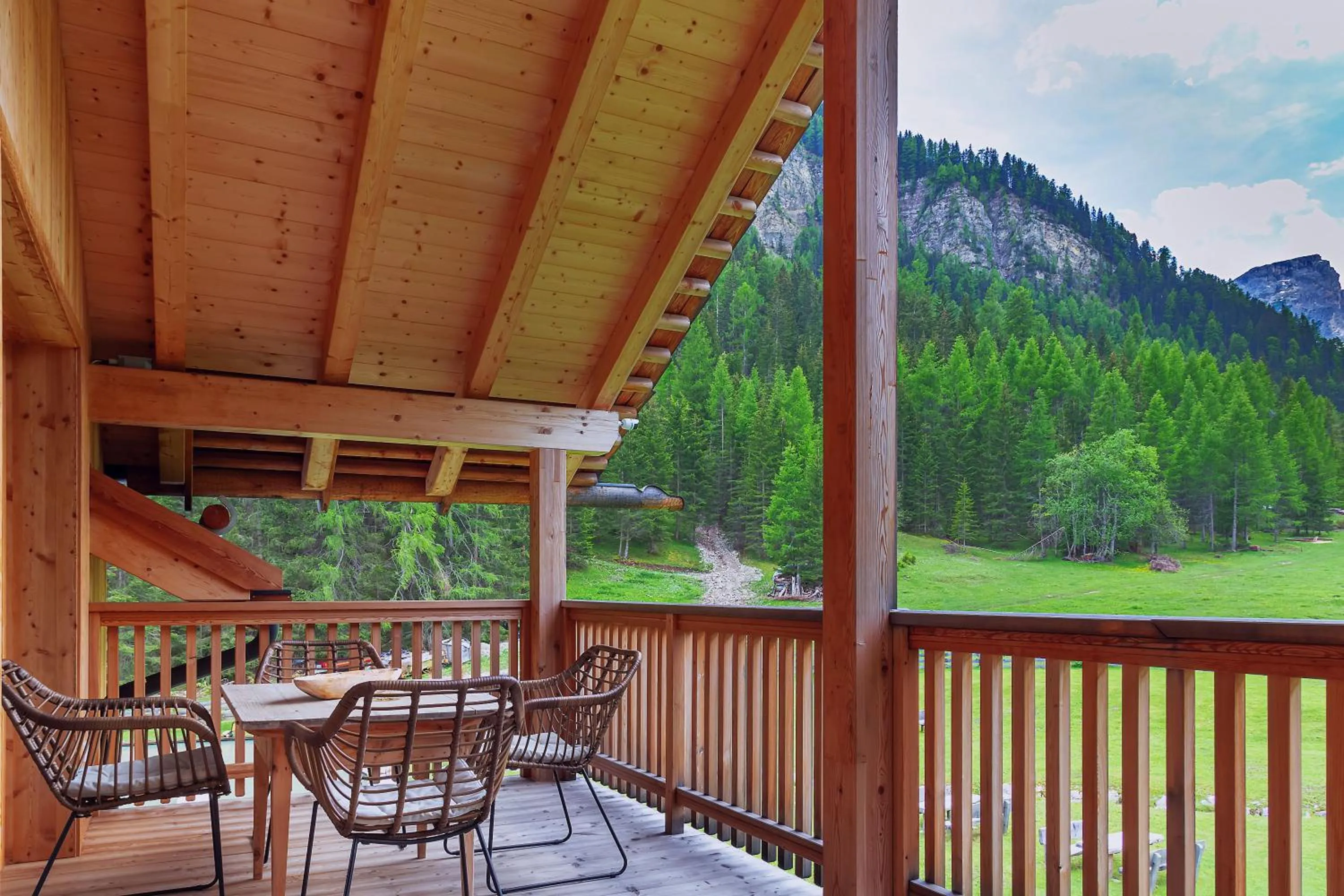 Spring in Chalet Mornà