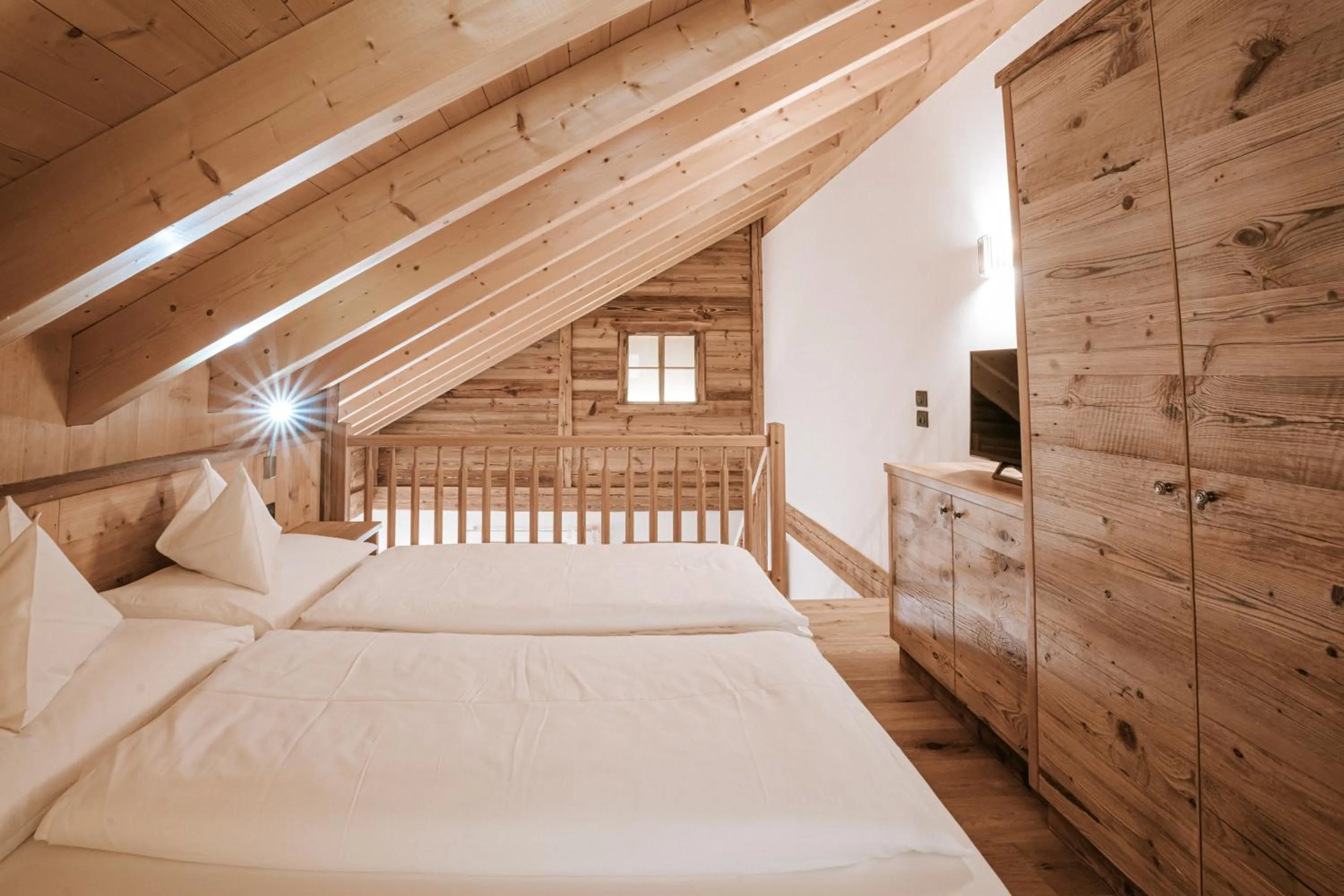 Bed in Chalet Mornà