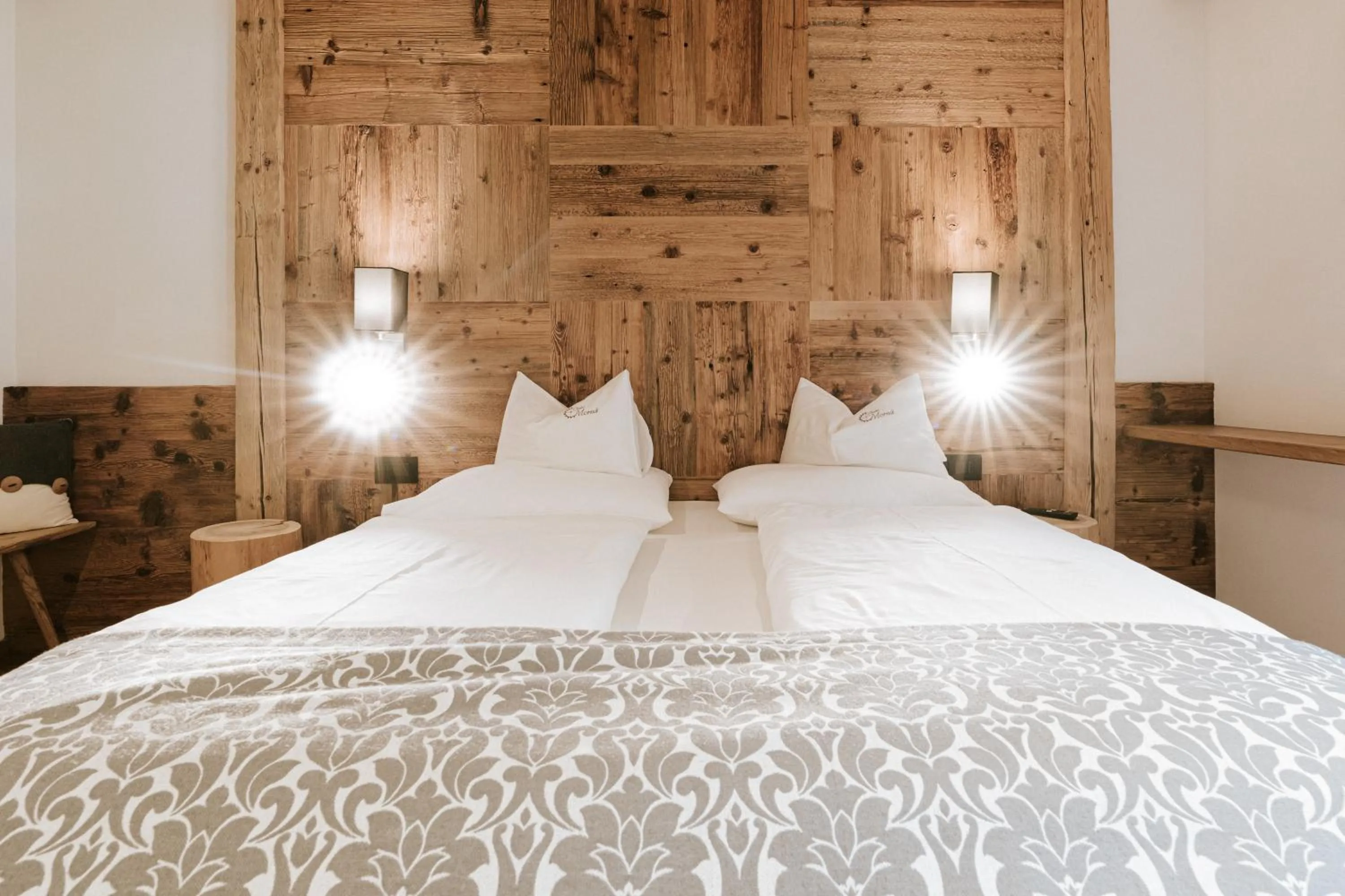 Bedroom, Bed in Chalet Mornà