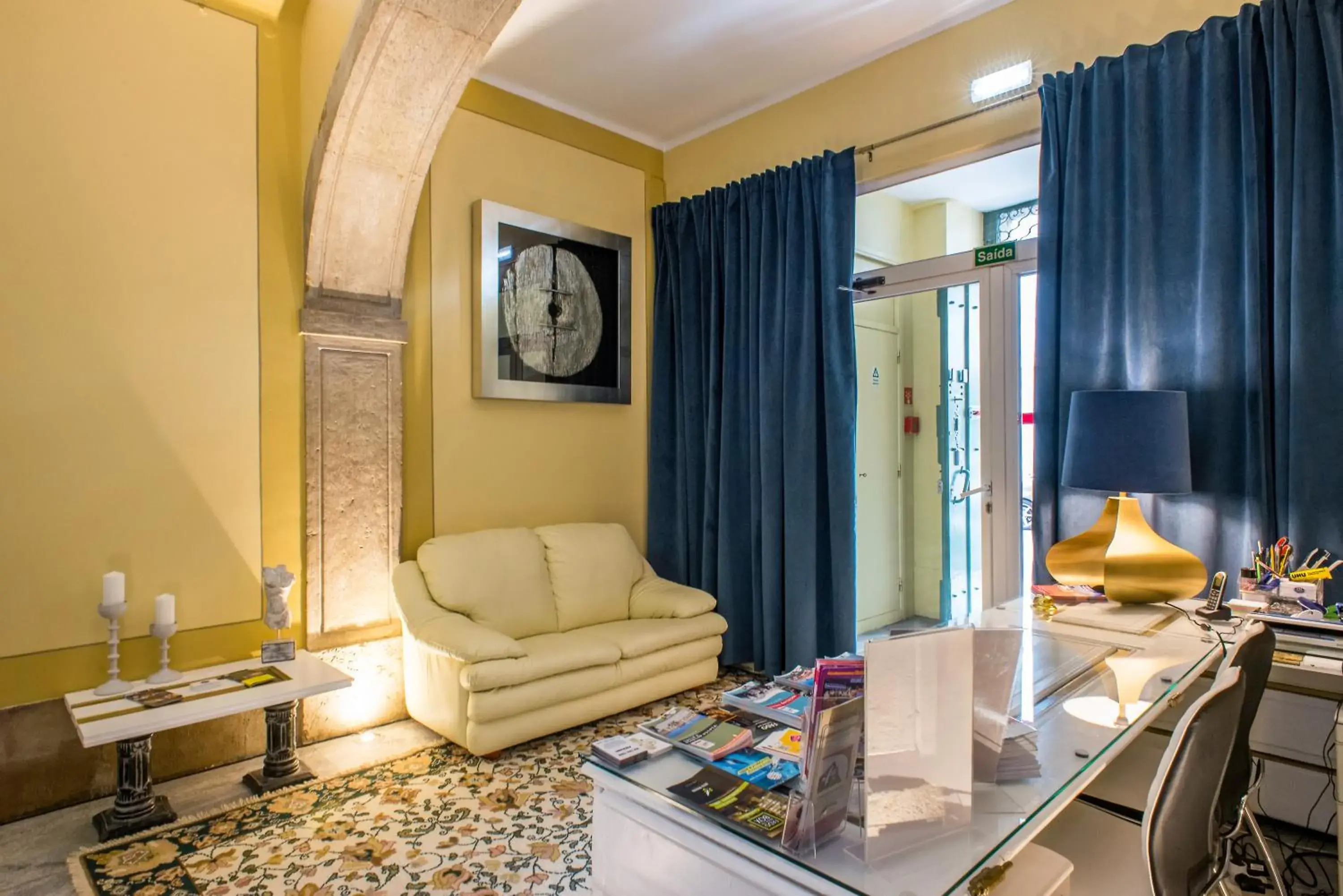 PH Downtown Suites PH Downtown Suites