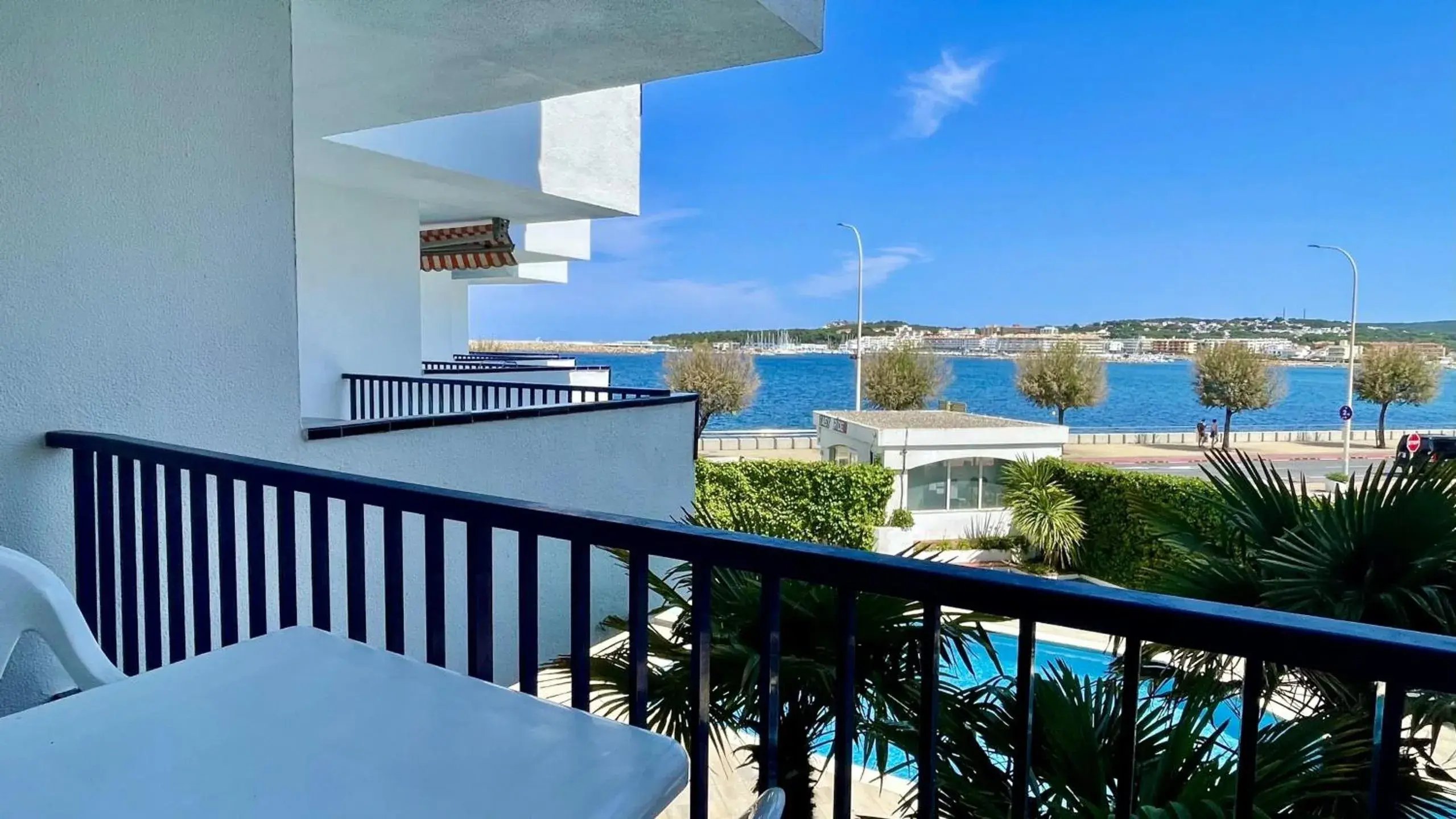 Passeig Del Mar 01 Passeig Del Mar 01