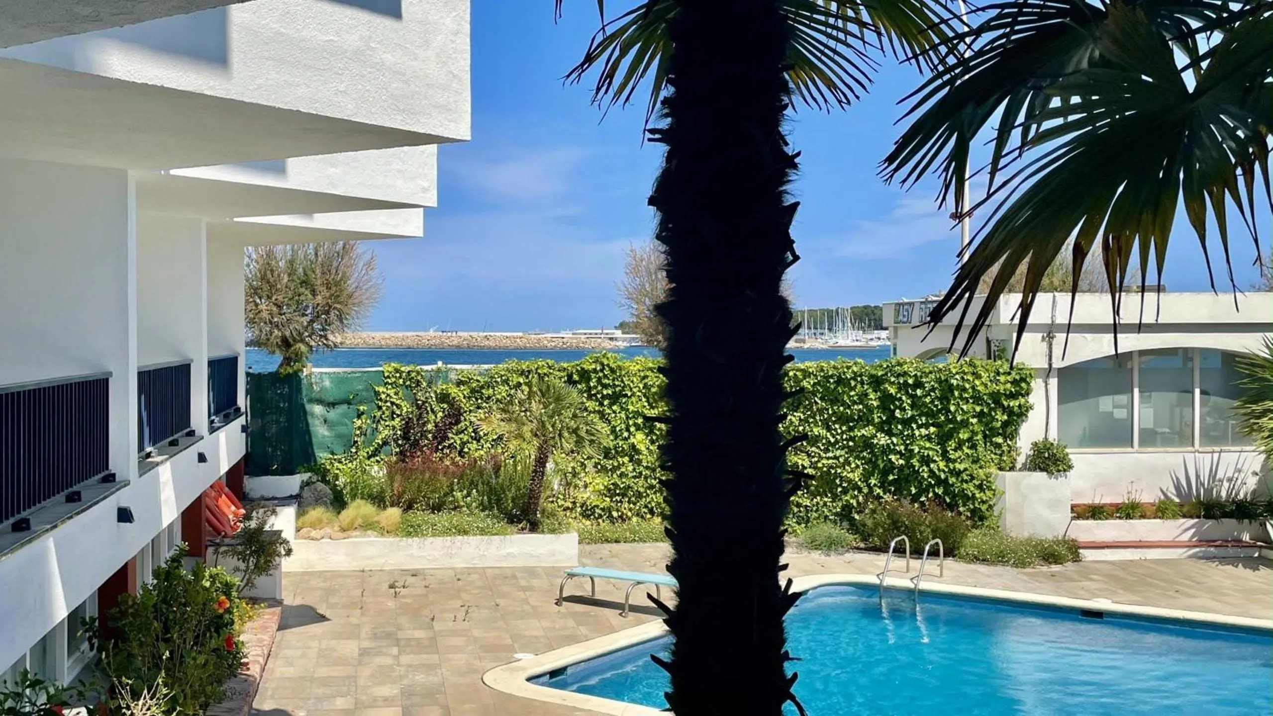 Pool view in Passeig Del Mar 01