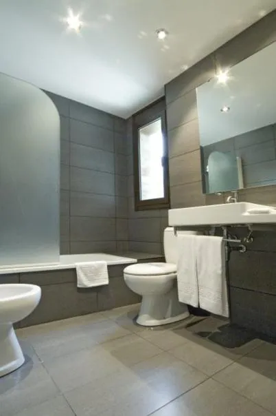 Bathroom in Roca Blanca