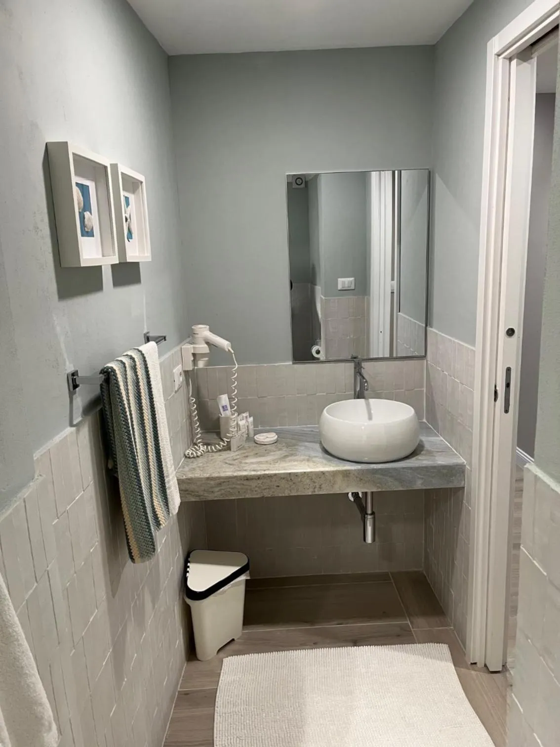 Bathroom in Hotel Tonnara Trabia