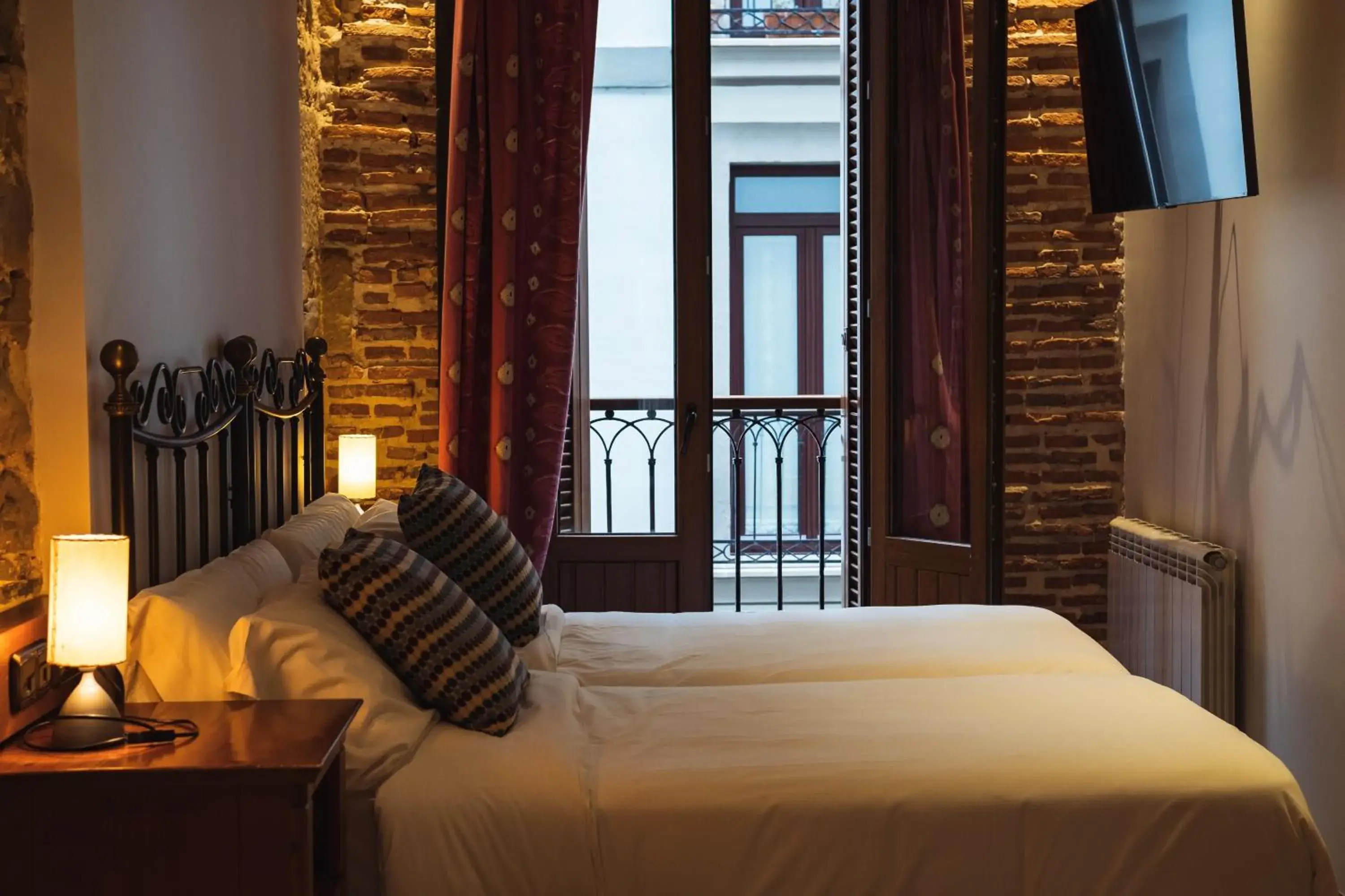 Twin Room with Shared Bathroom in San Sebastián DOT Rooms Twin Room with Shared Bathroom in San Sebastián DOT Rooms