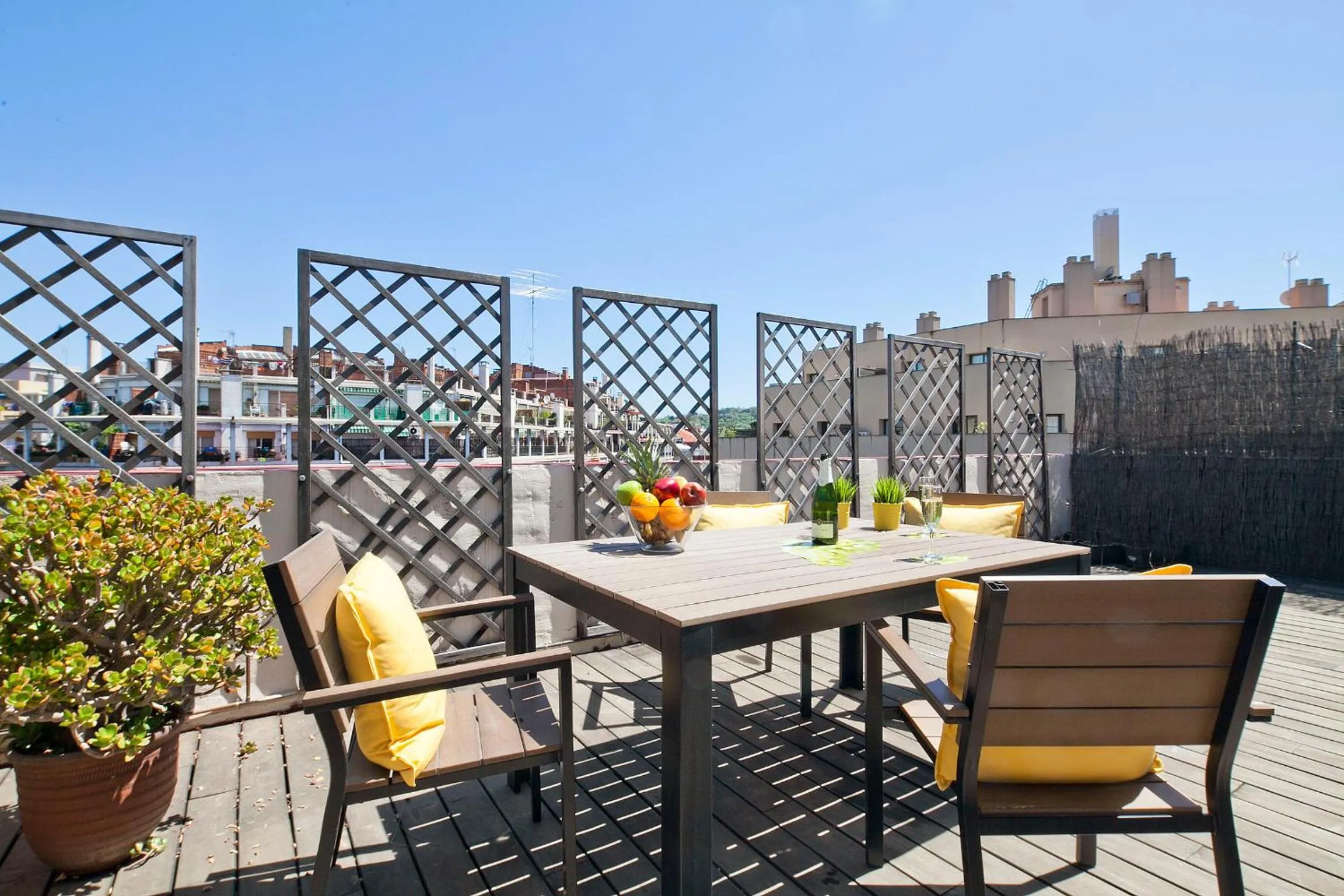 Balcony/Terrace in Numa I Caja Apartments
