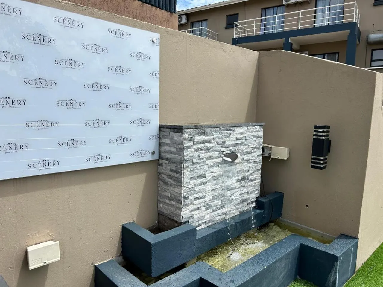 Scenery Maqalika Guesthouse