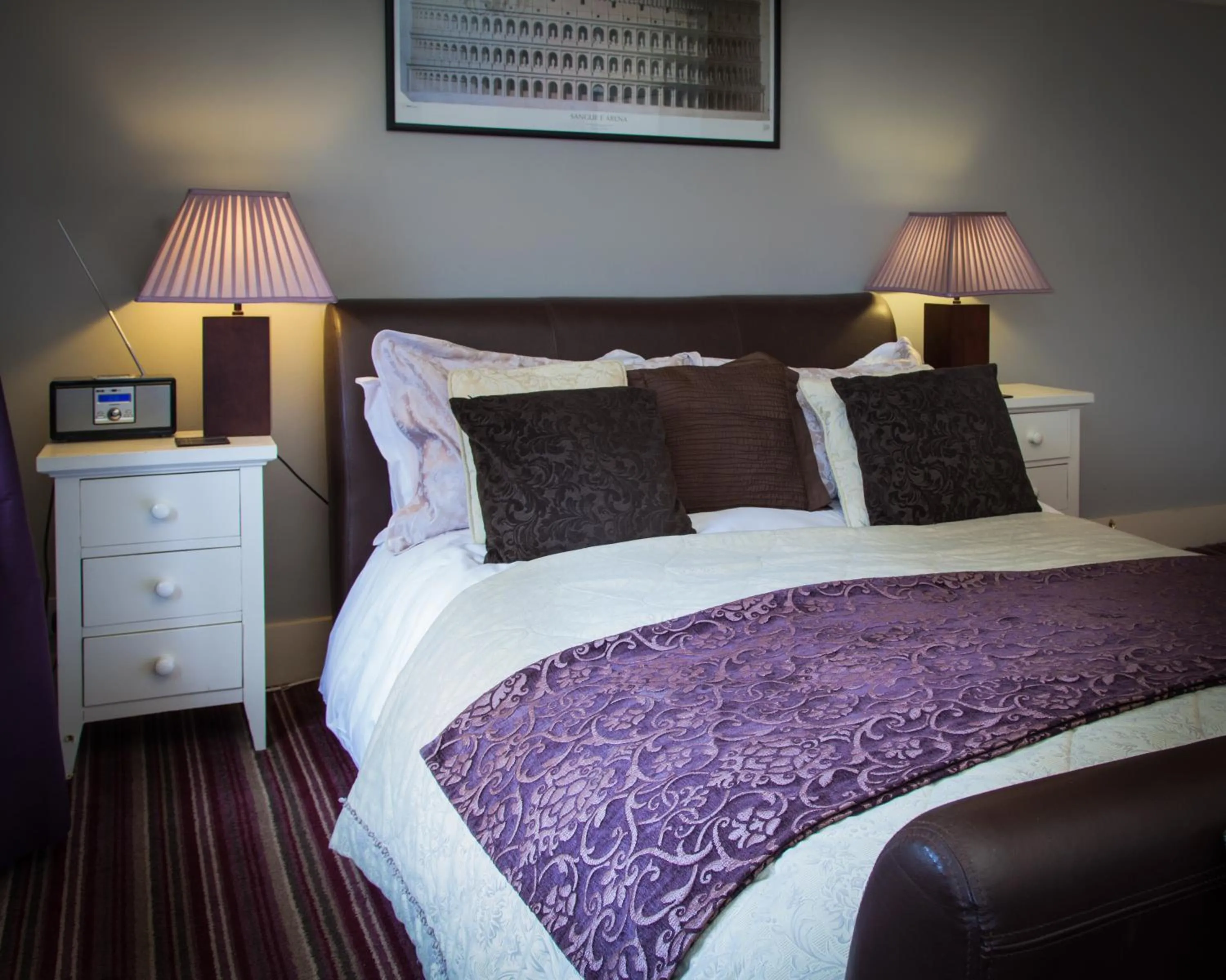 King Room - single occupancy in Haydens