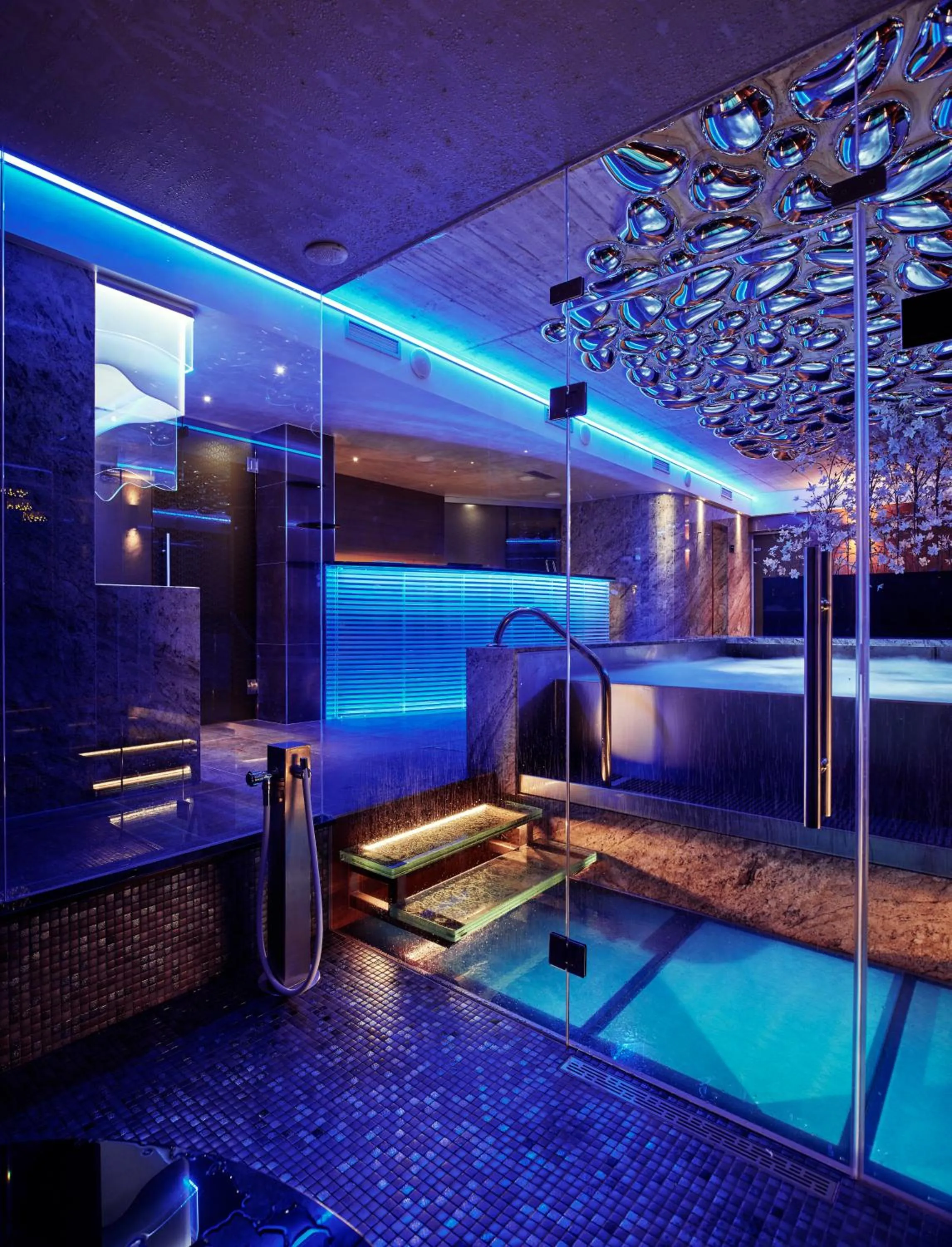 Spa and wellness centre/facilities in Theatre Hotel