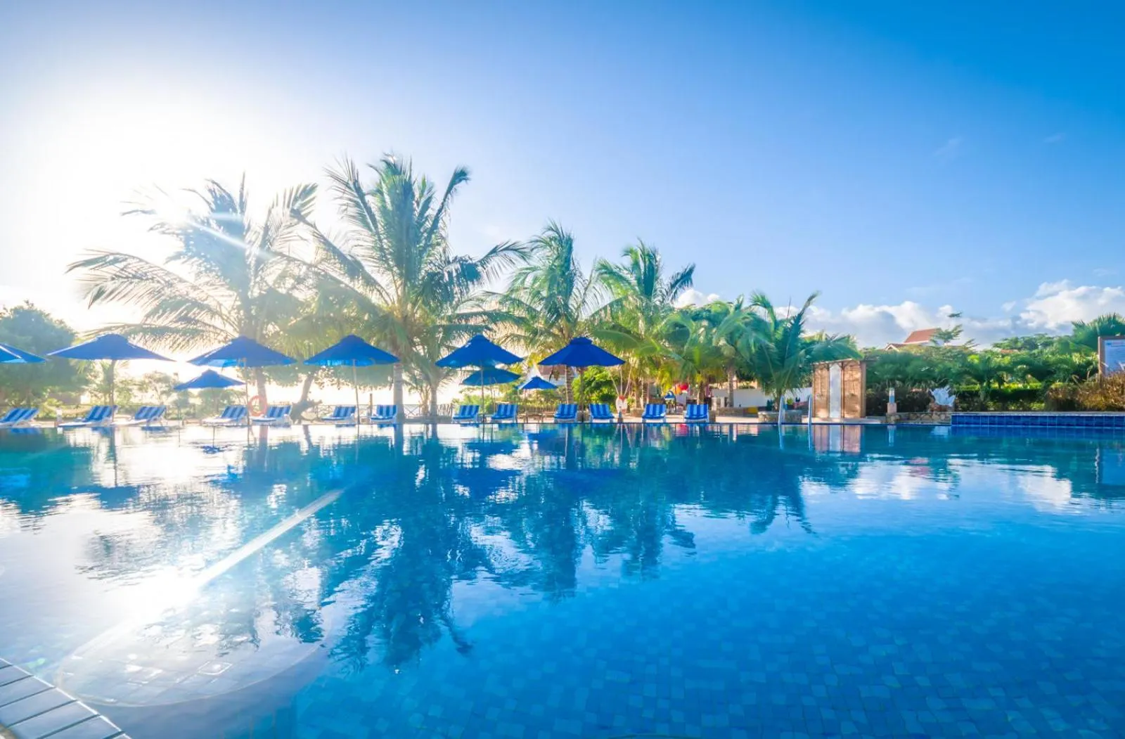 Swimming pool in Azao Resort & Spa