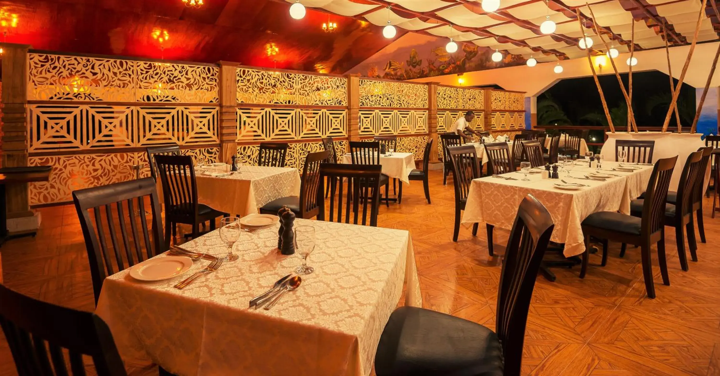 Restaurant/places to eat in Azao Resort & Spa Restaurant/places to eat in Azao Resort & Spa