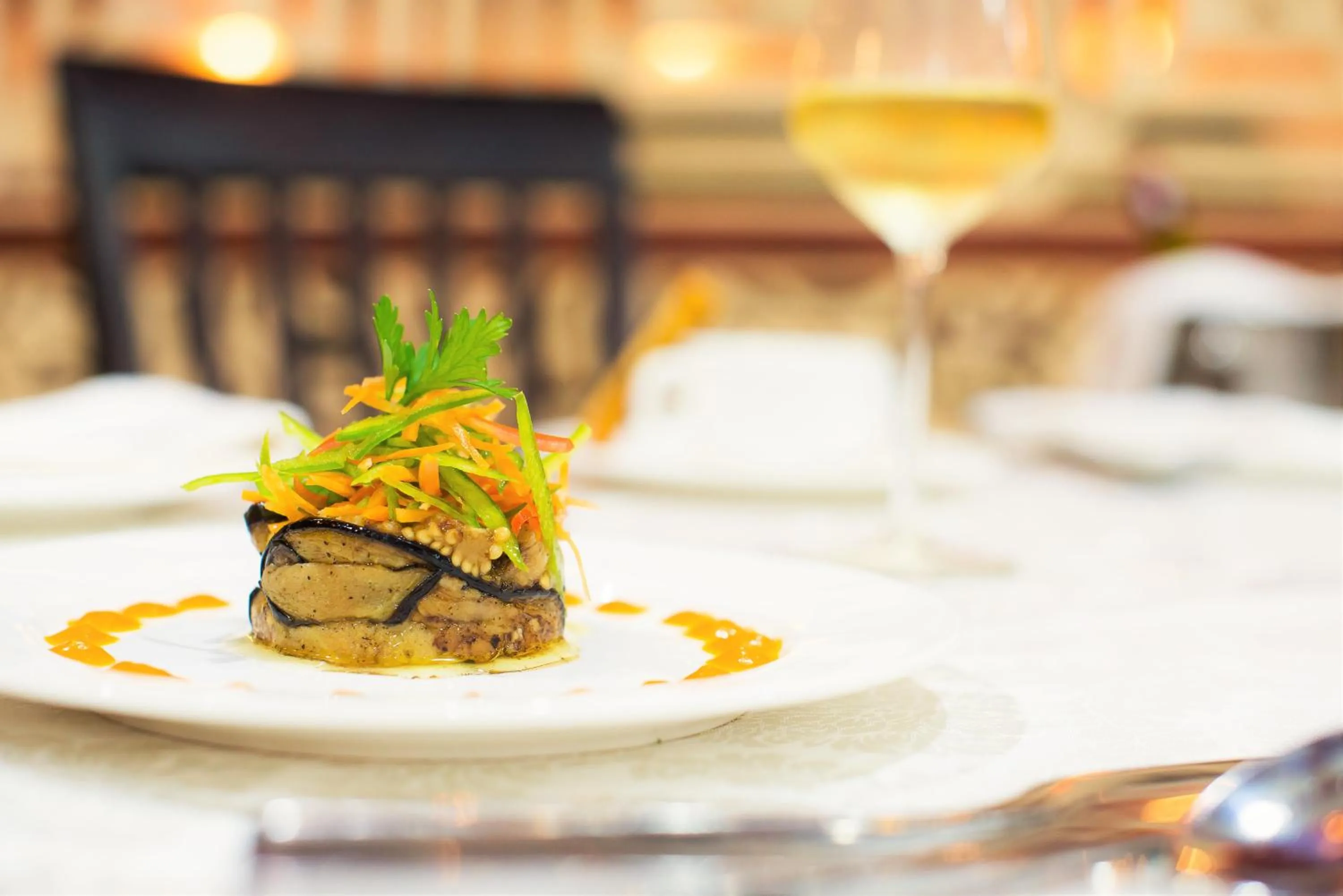 Food and drinks in Azao Resort & Spa