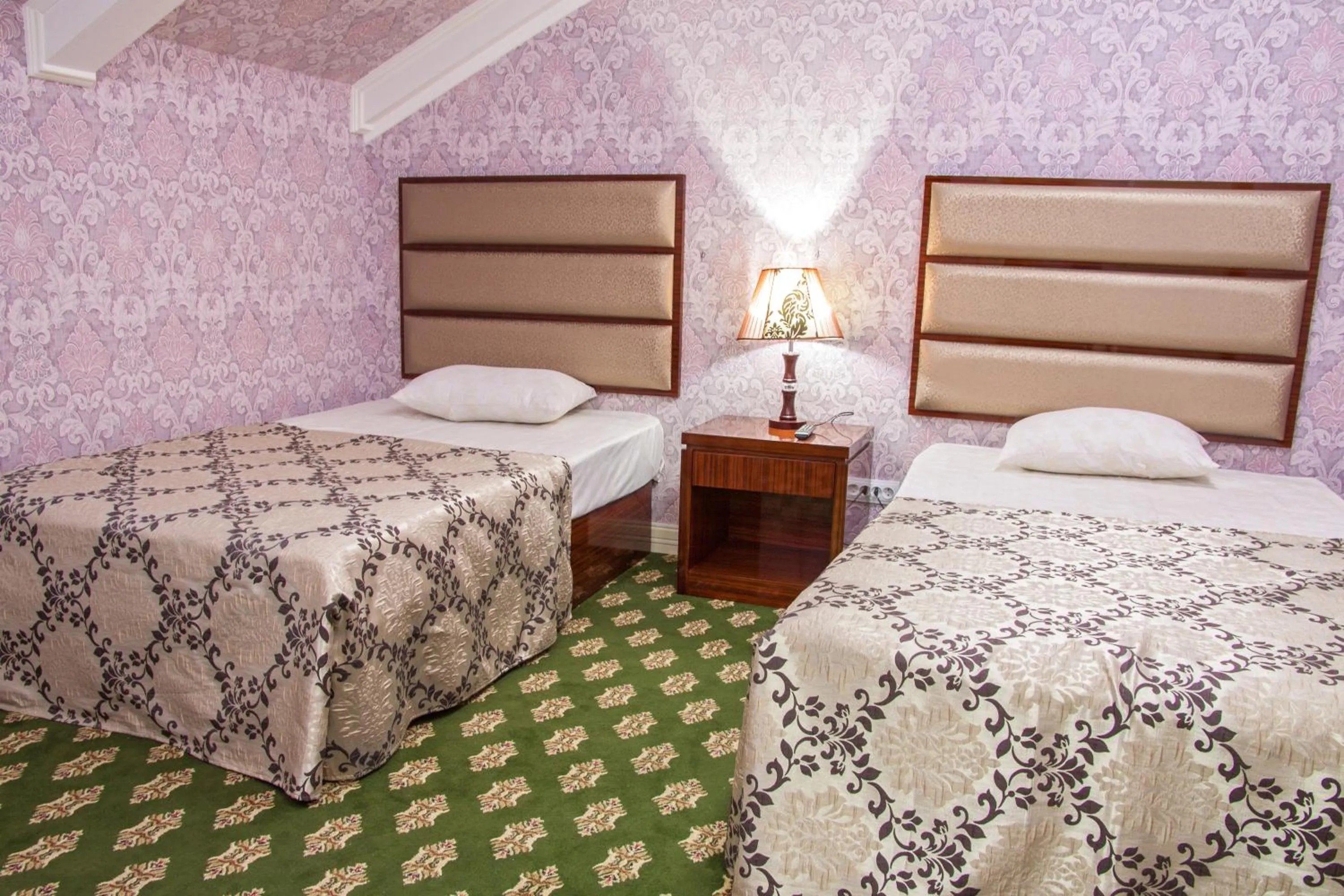 Photo of the whole room, Bed in City Line Boutique Hotel