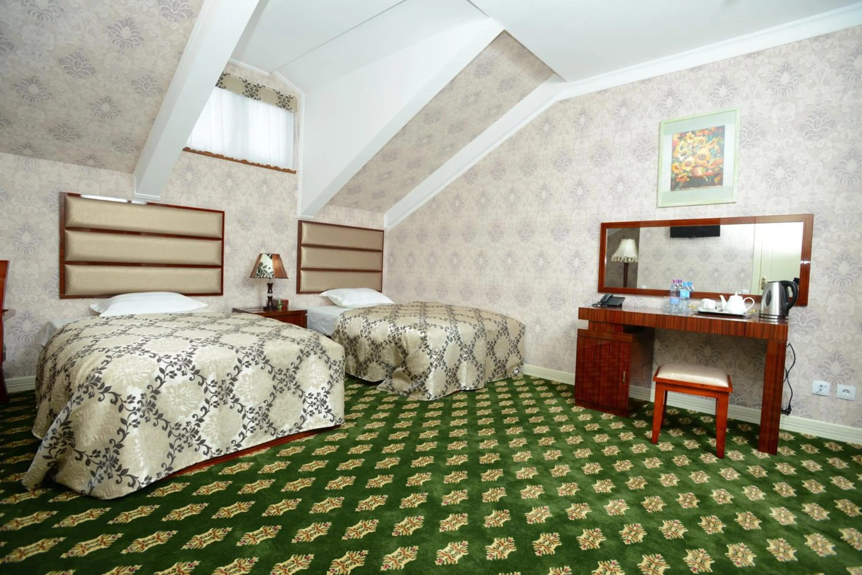 Day, Bed in City Line Boutique Hotel