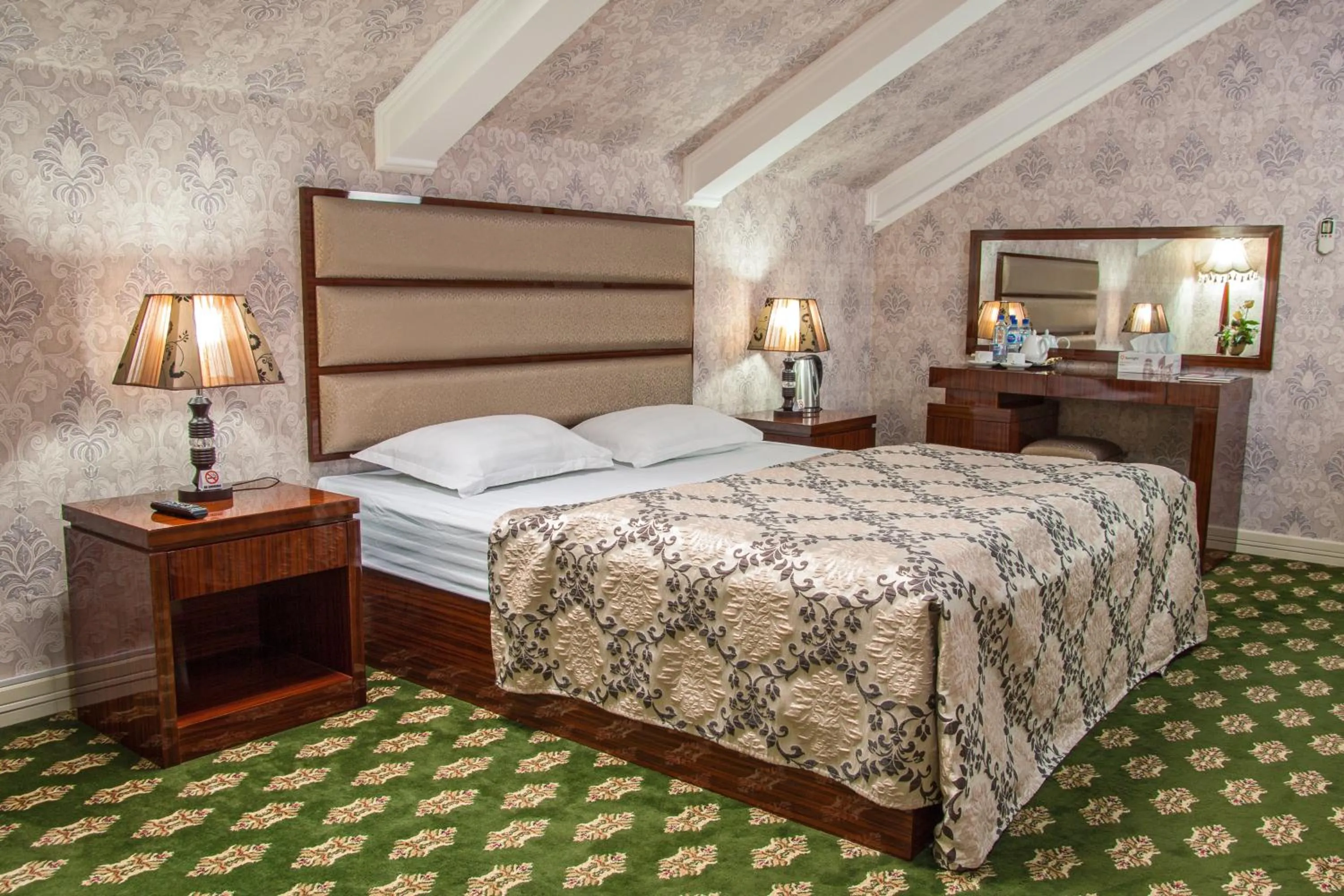 Other, Bed in City Line Boutique Hotel