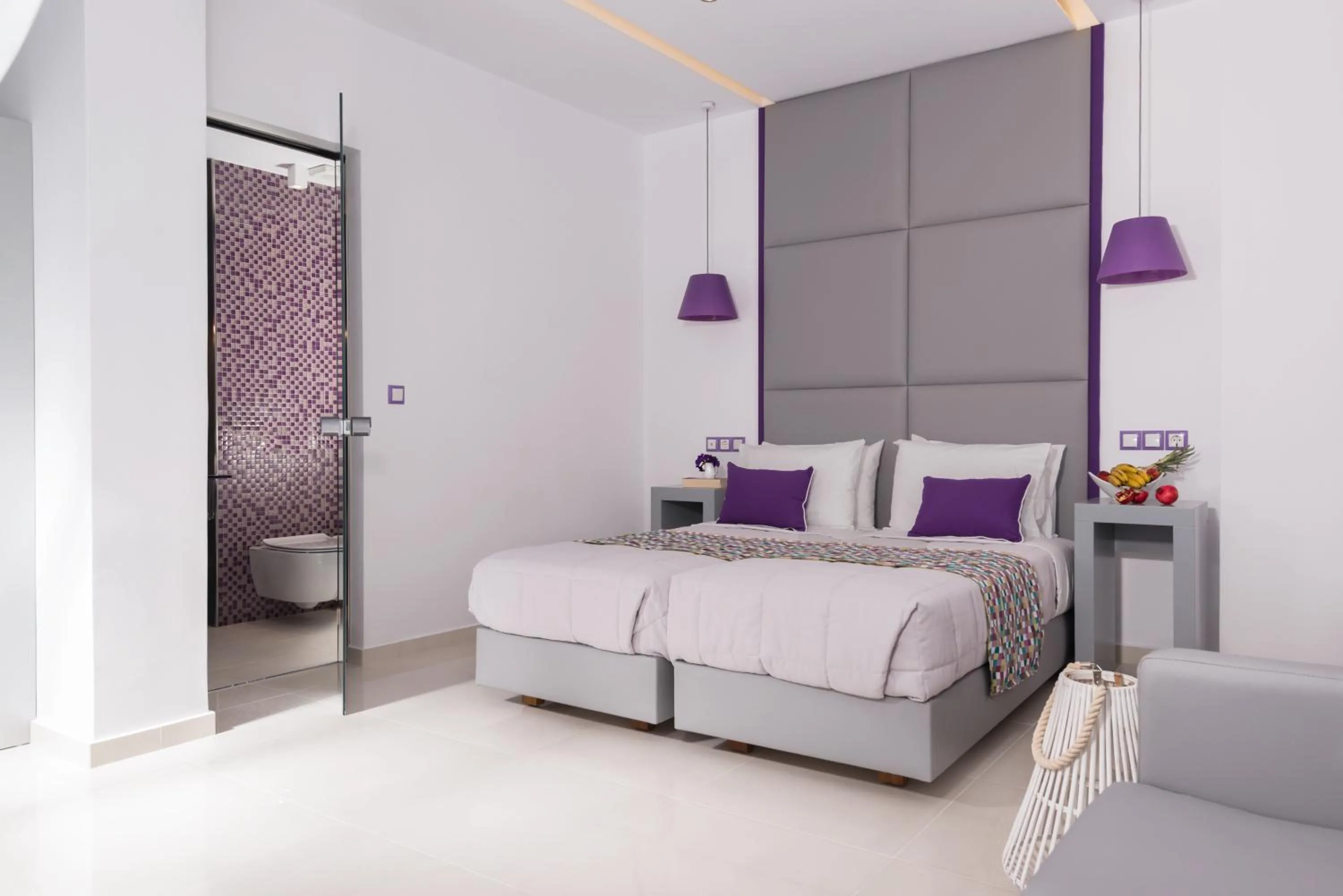 Photo of the whole room in Sweet Pop