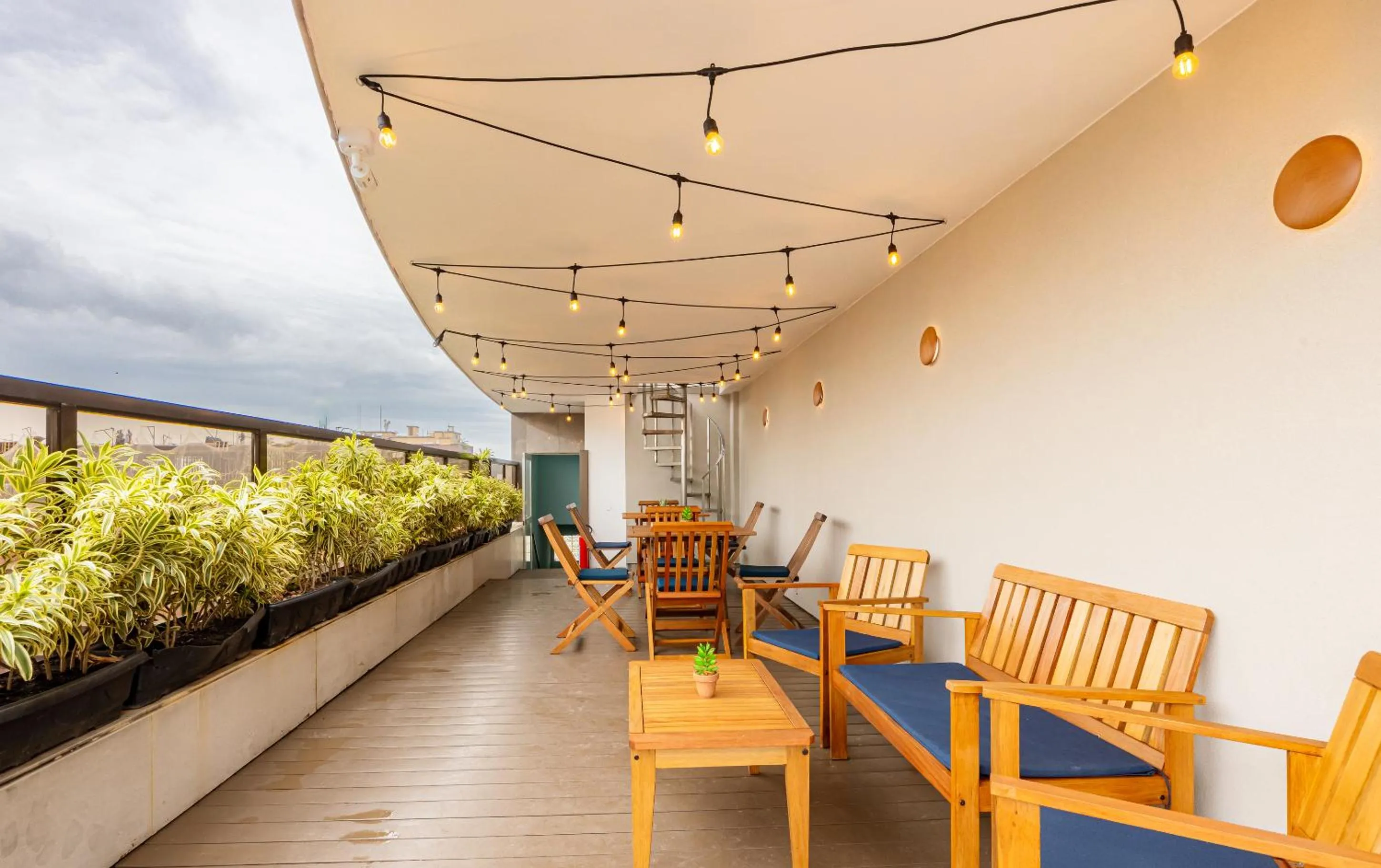 Swimming pool in B&B HOTEL Rio Copacabana Forte