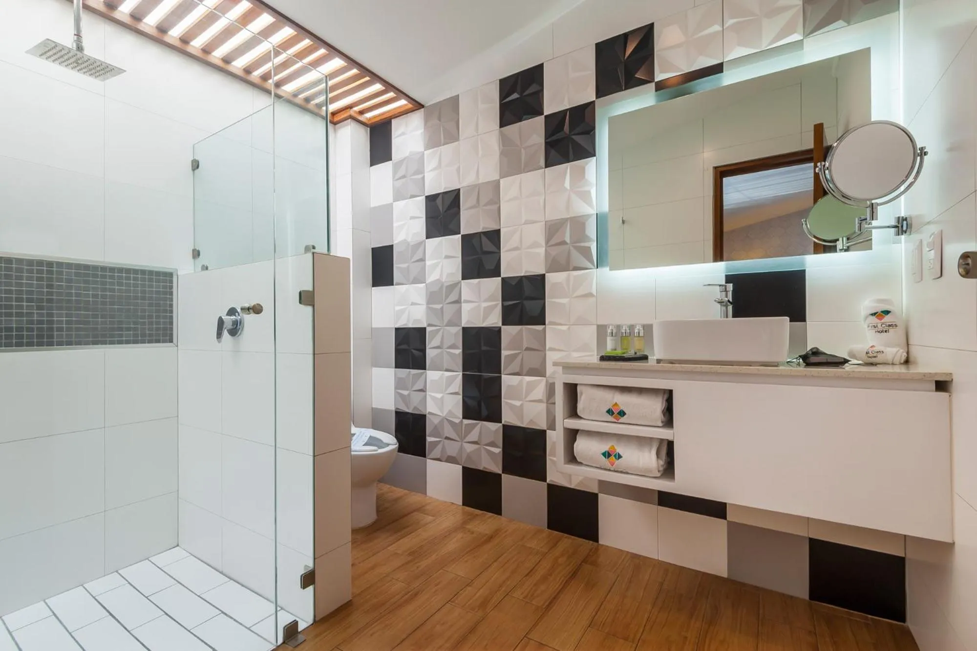 Bathroom in FCH Hotel Expo Adults only