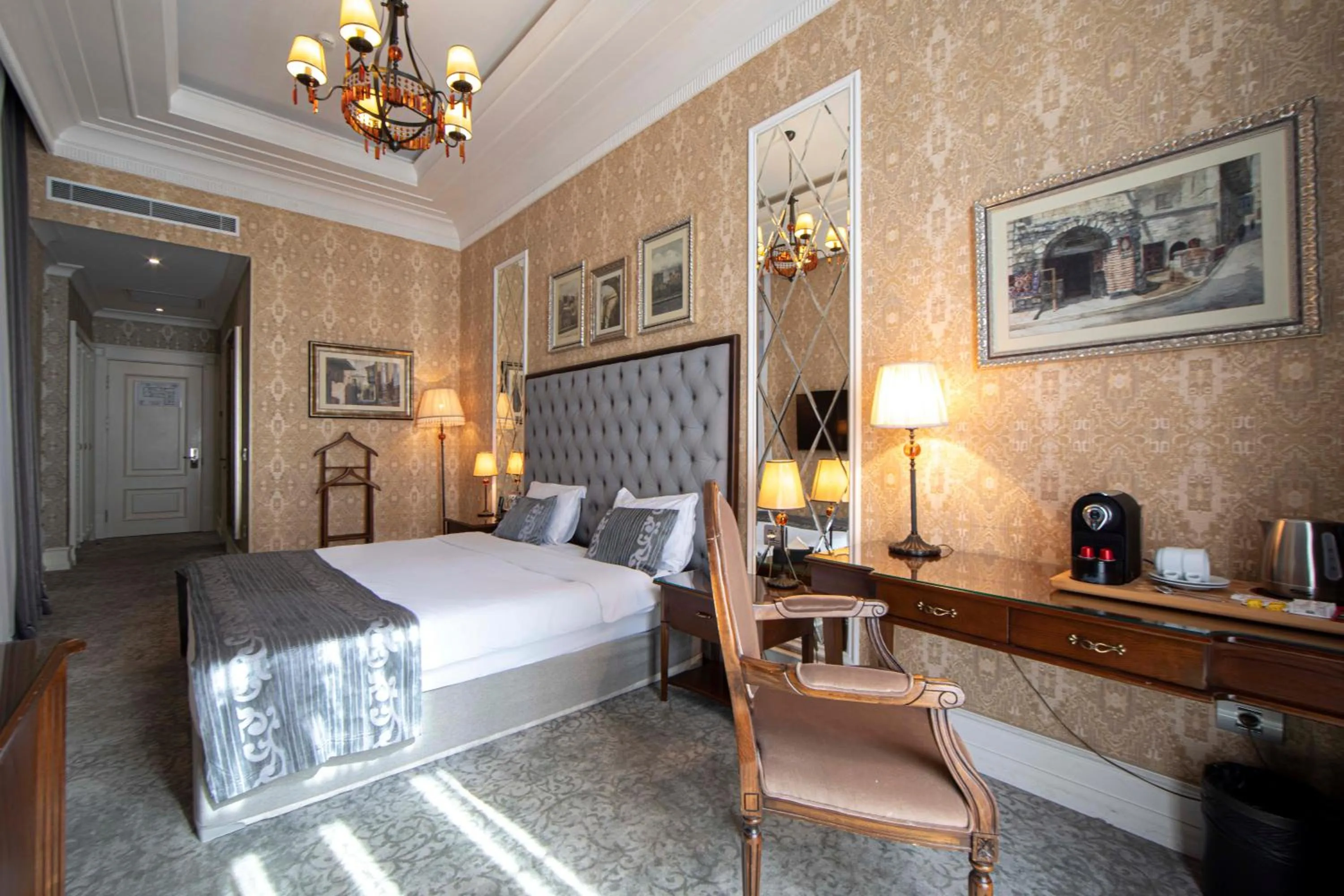 Bed in Sapphire City Hotel