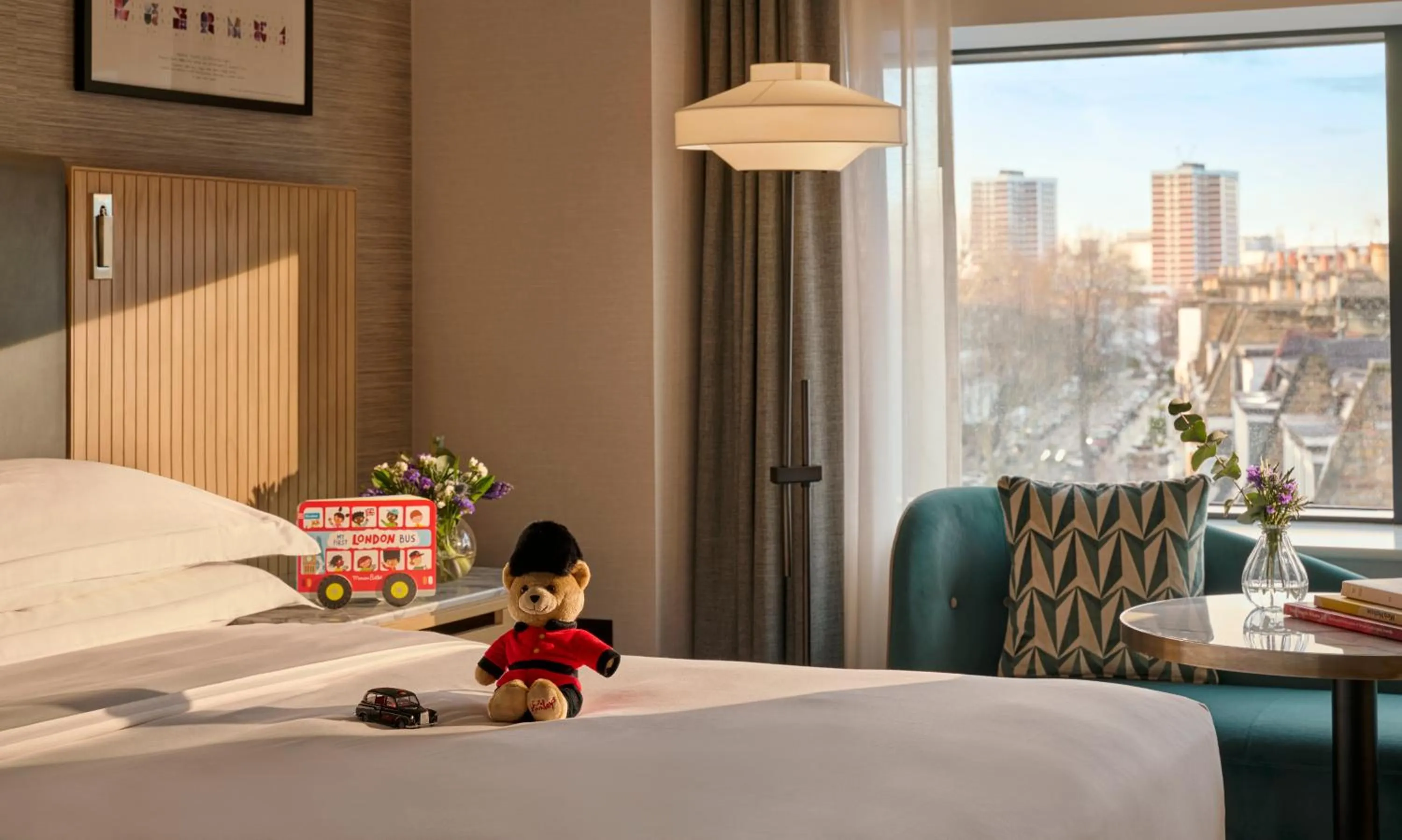 Bed in Hyatt Regency London Olympia