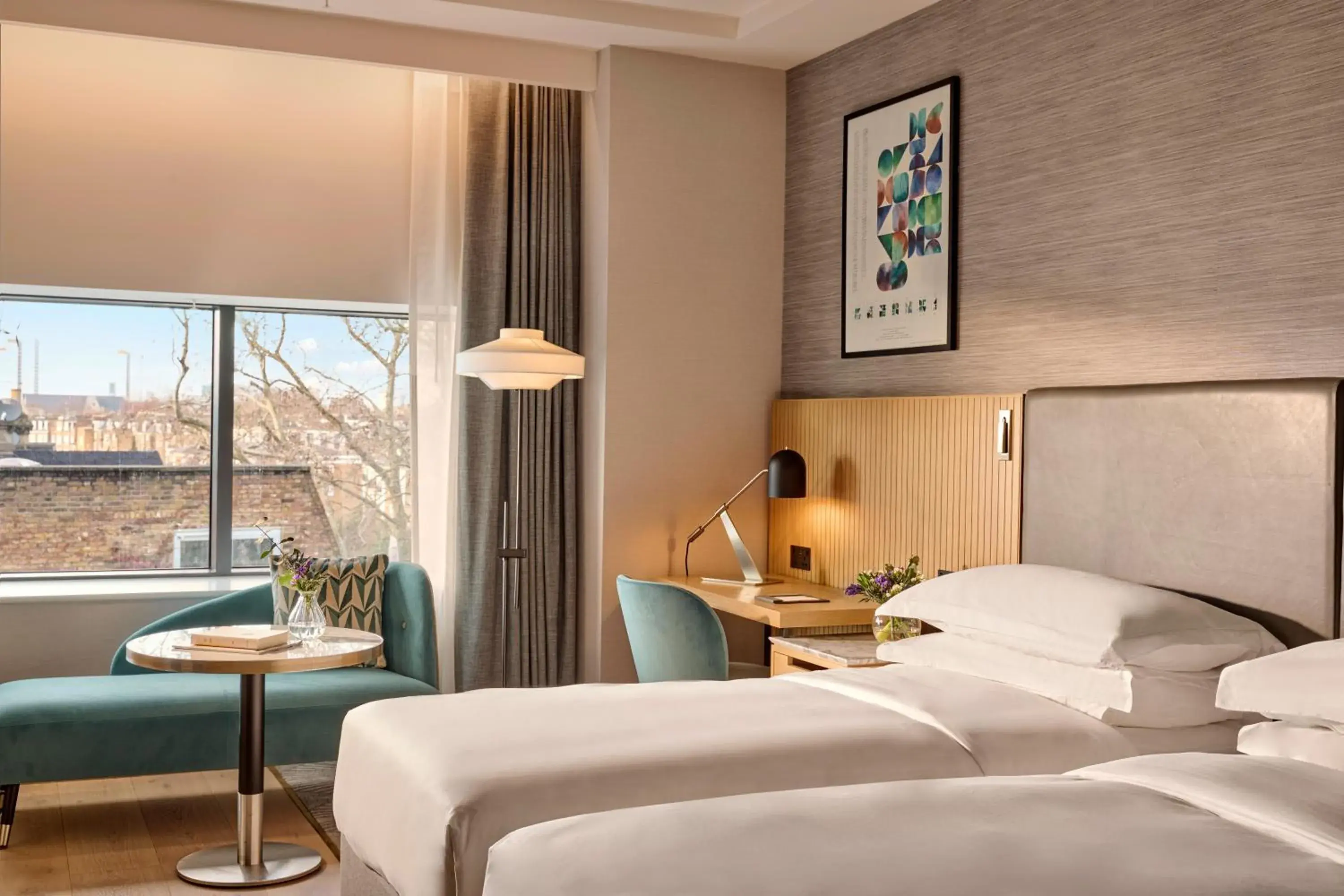 Family Room in Hyatt Regency London Olympia Family Room in Hyatt Regency London Olympia