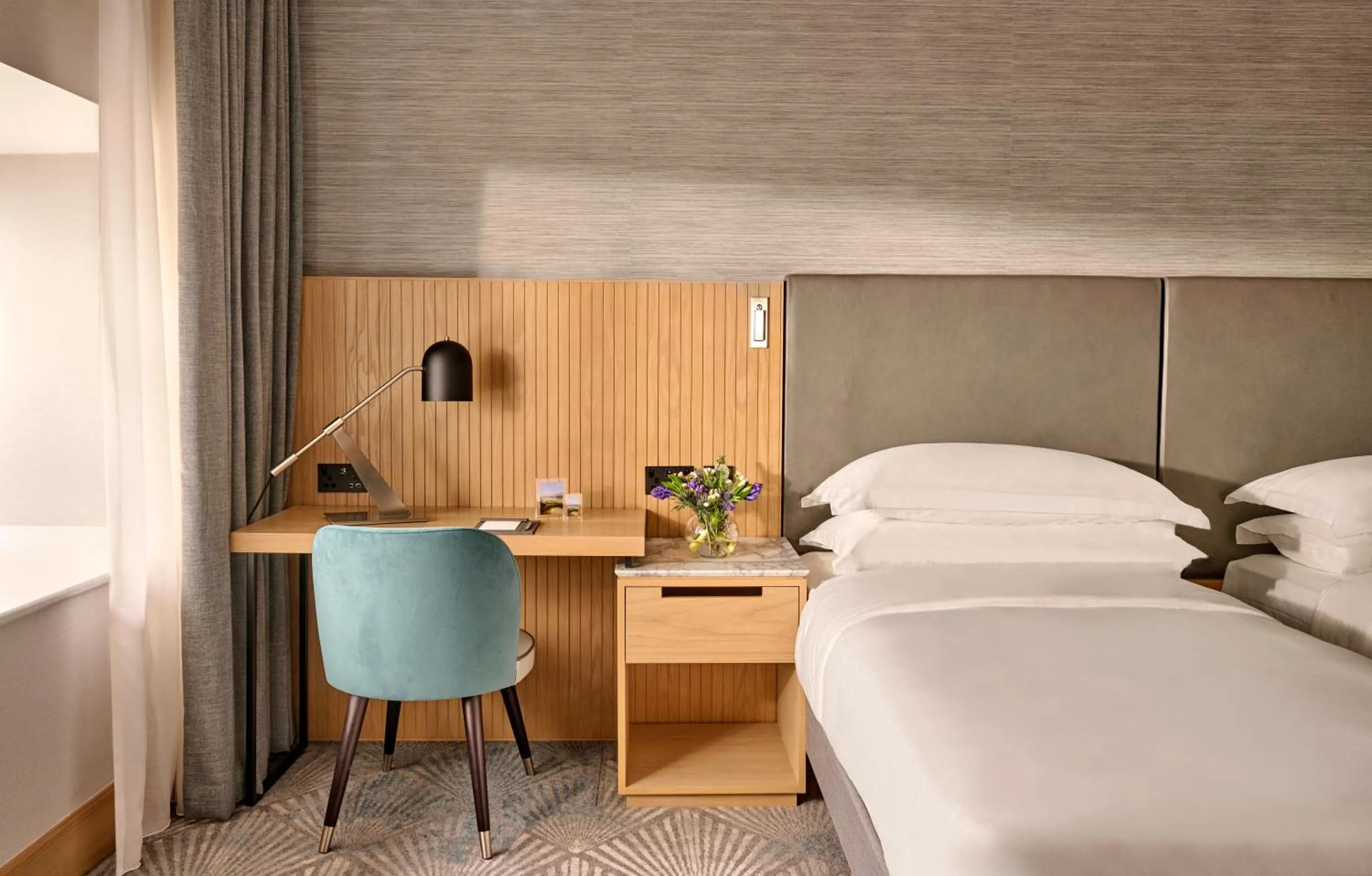 Bed in Hyatt Regency London Olympia