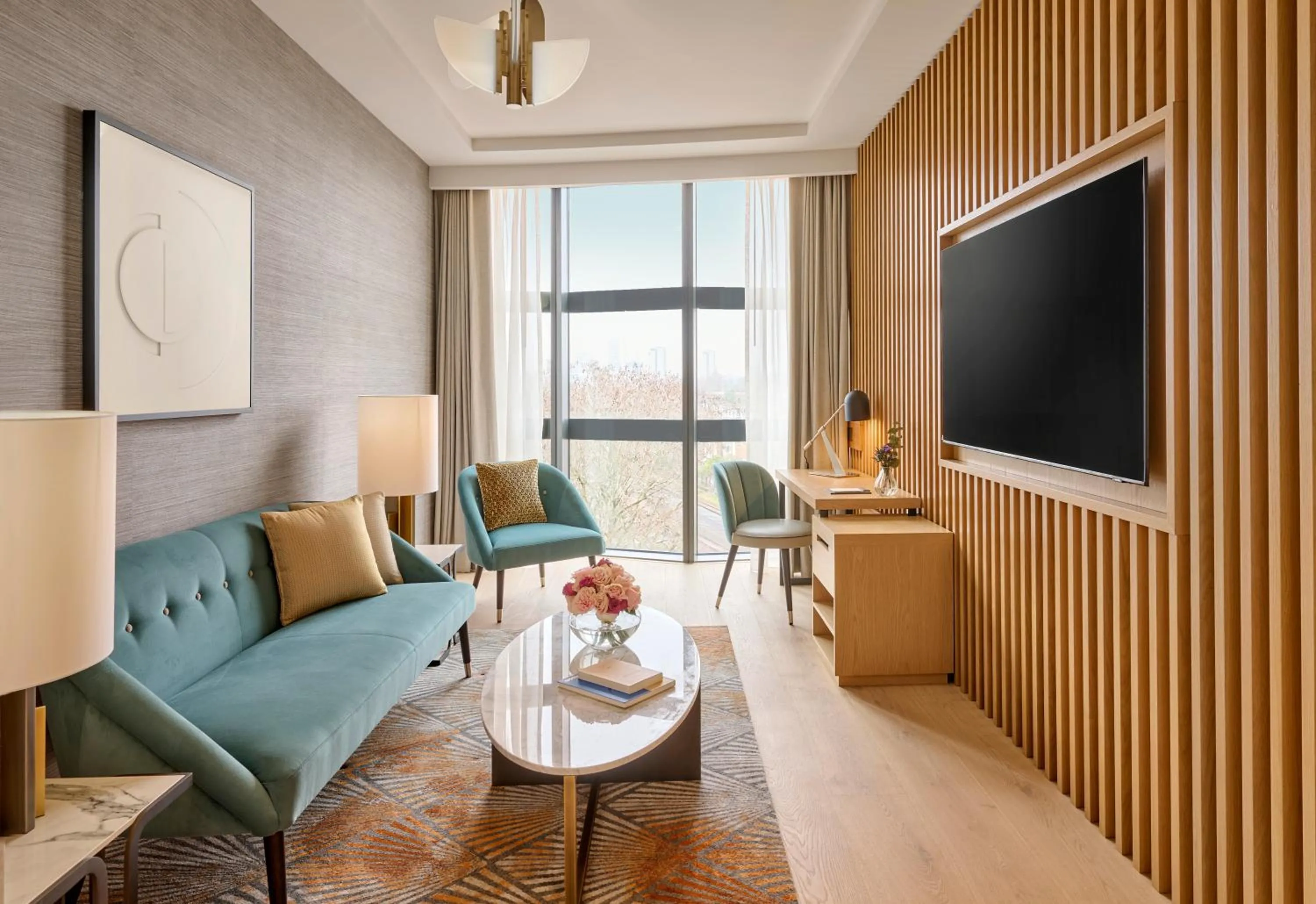 Living room in Hyatt Regency London Olympia