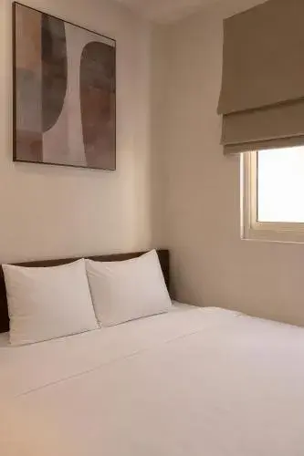 Deluxe Queen Room in Beige Hotel Deluxe Queen Room in Beige Hotel