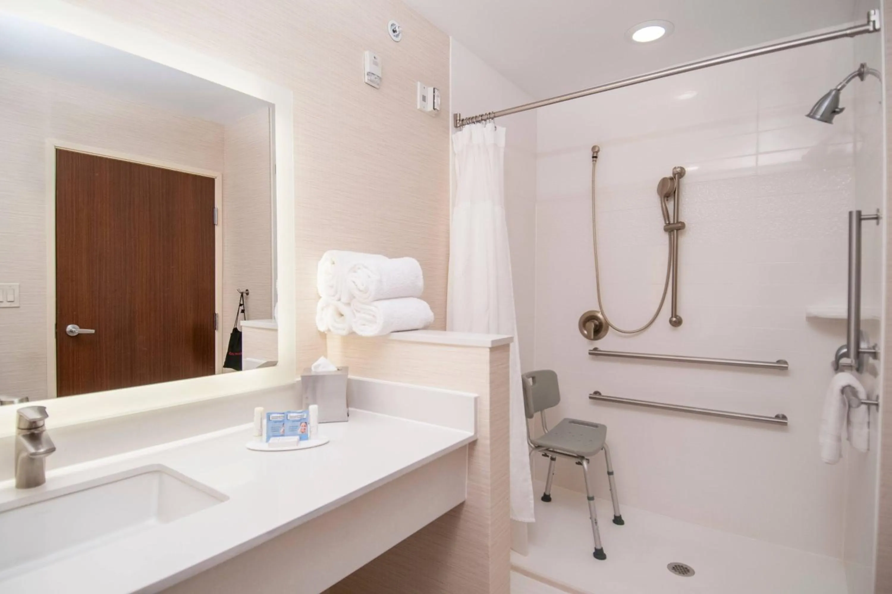 Bathroom in Fairfield Inn & Suites by Marriott Dallas Plano North