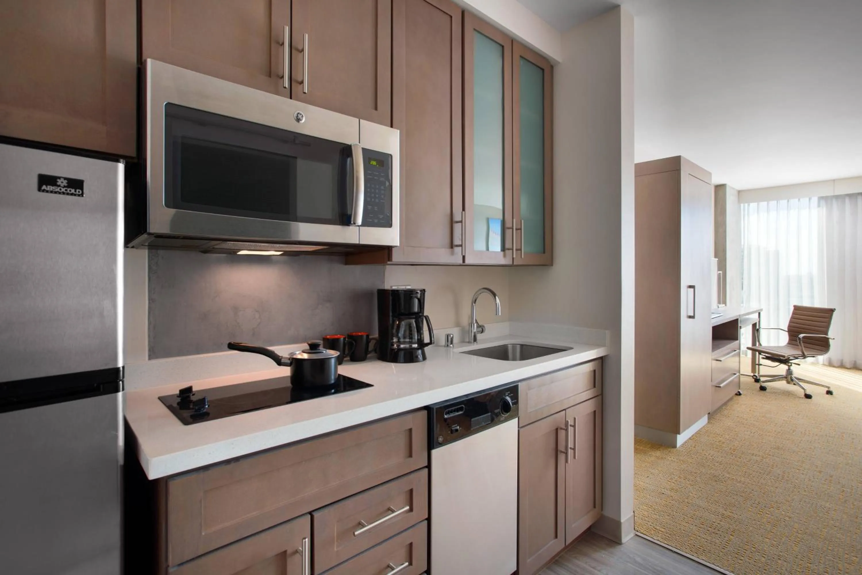 Kitchen or kitchenette in Residence Inn by Marriott San Diego Downtown/Bayfront