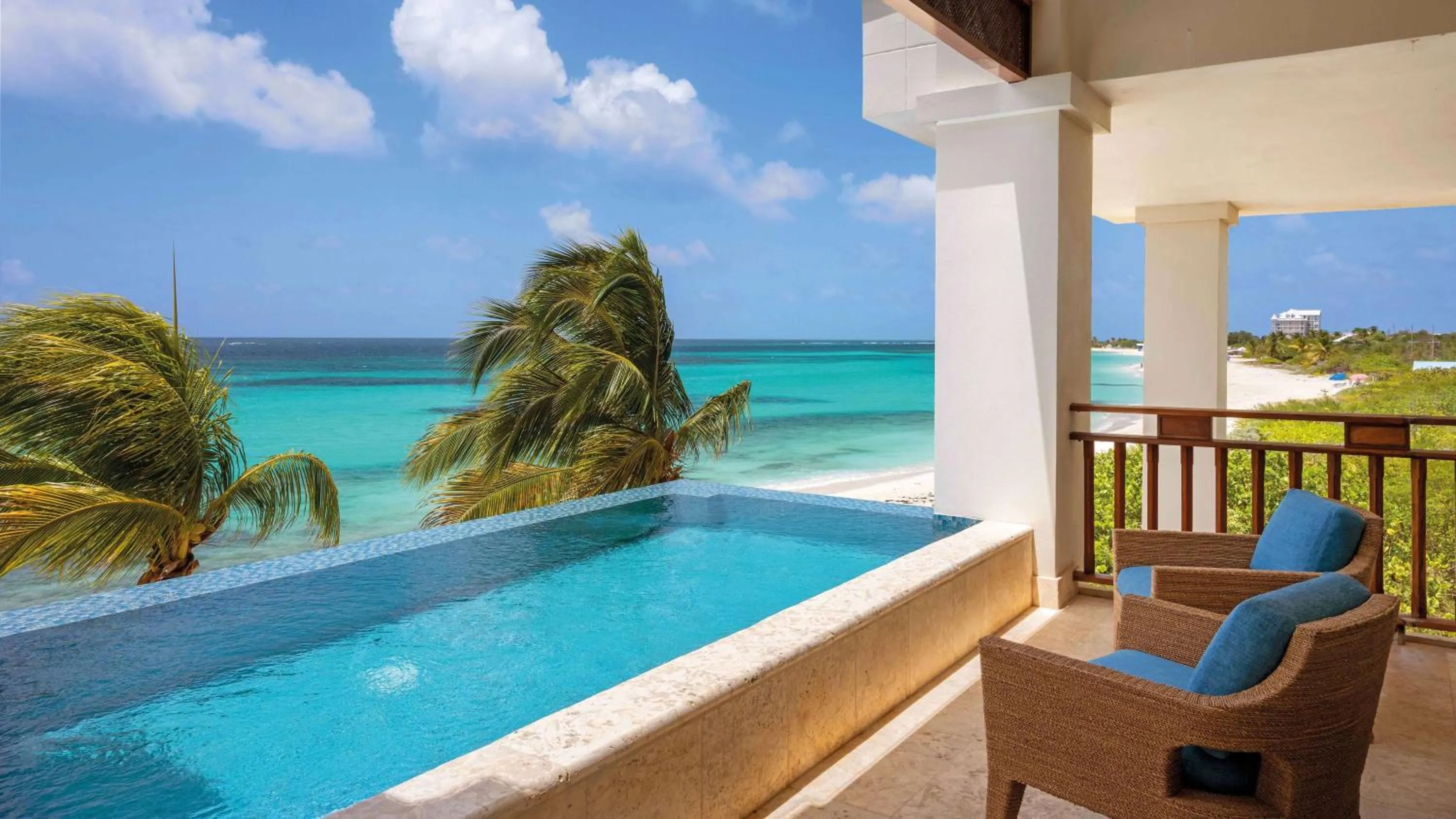 Living room in Zemi Beach House, LXR Hotels & Resorts