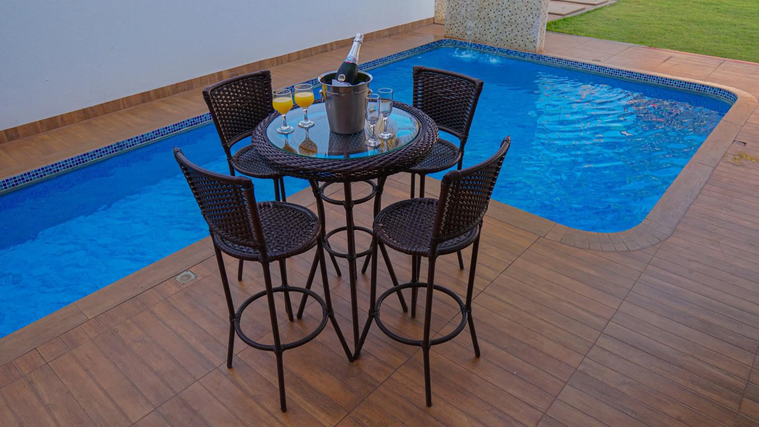 Swimming pool in Oiti Hotel - Gurupi