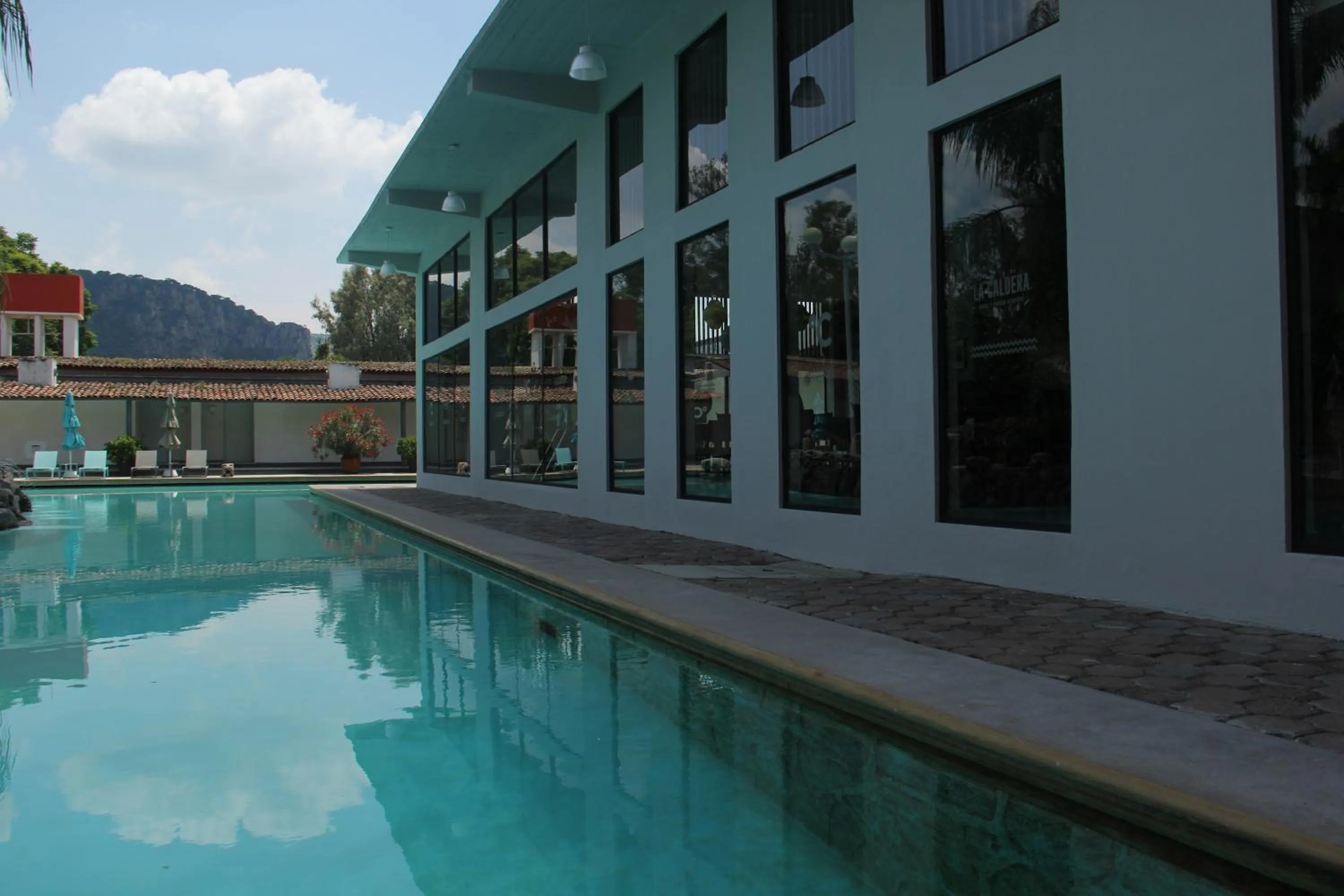 Hotel Y Parque Acuático La Caldera