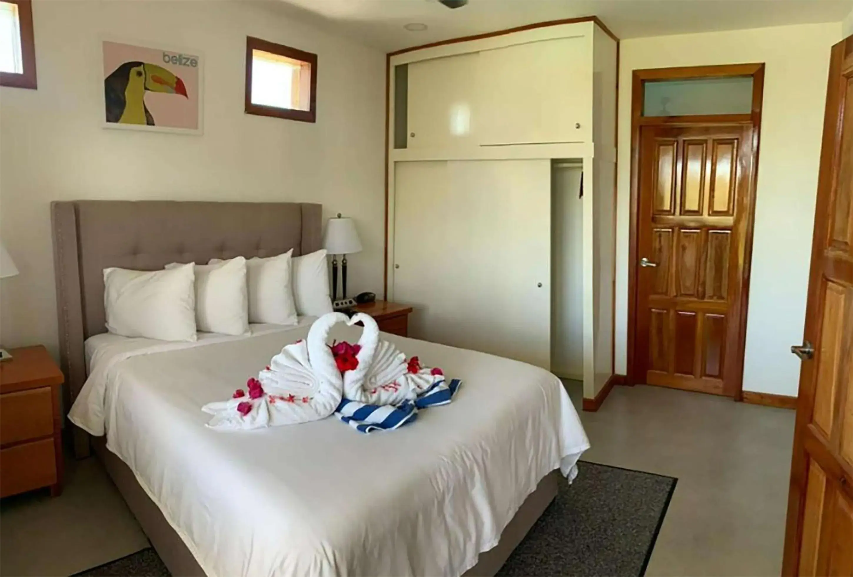 Bedroom, Bed in Best Western Grand Baymen Gardens Bedroom, Bed in Best Western Grand Baymen Gardens