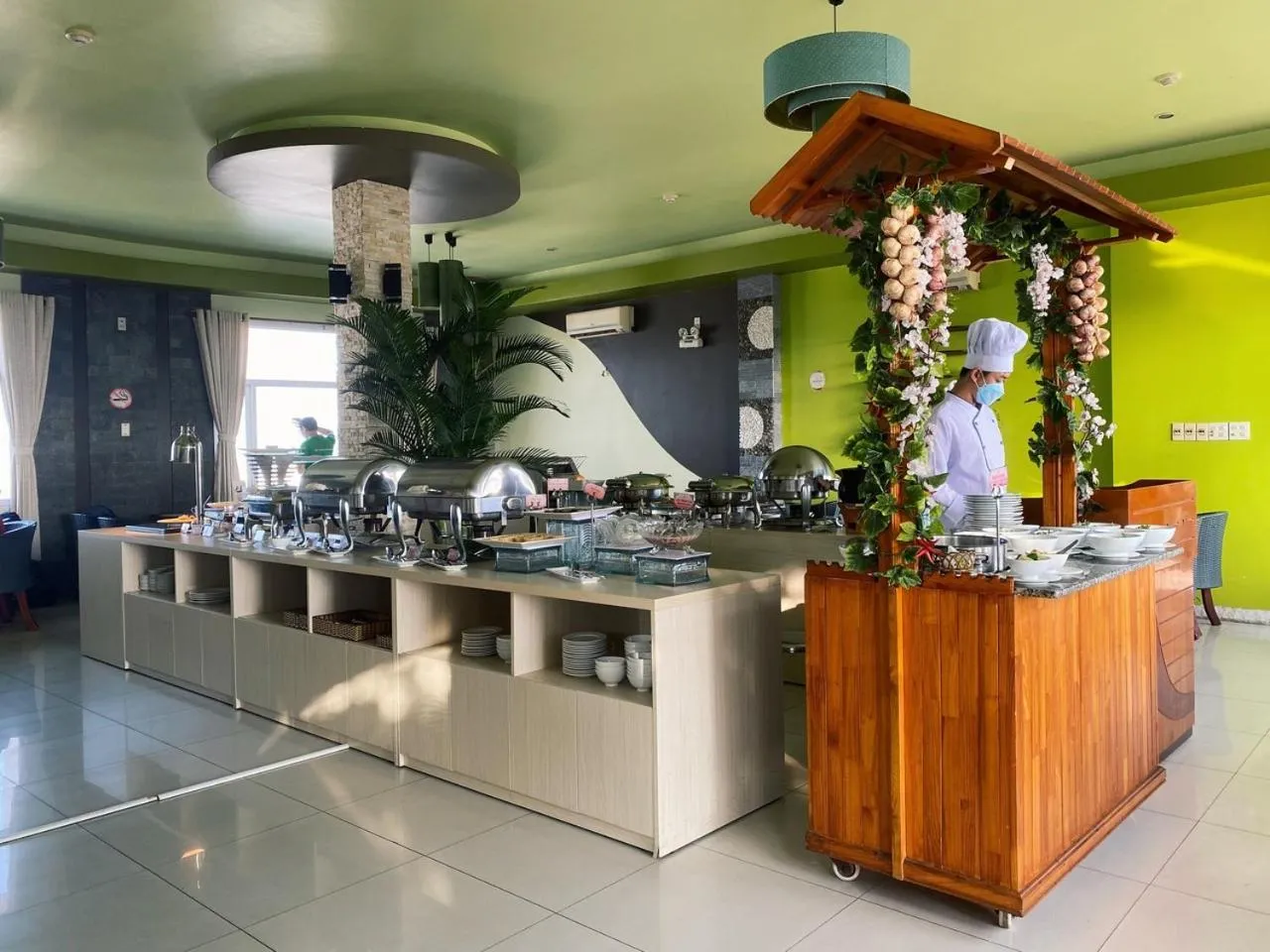 Breakfast in Hoa Binh 1 Hotel