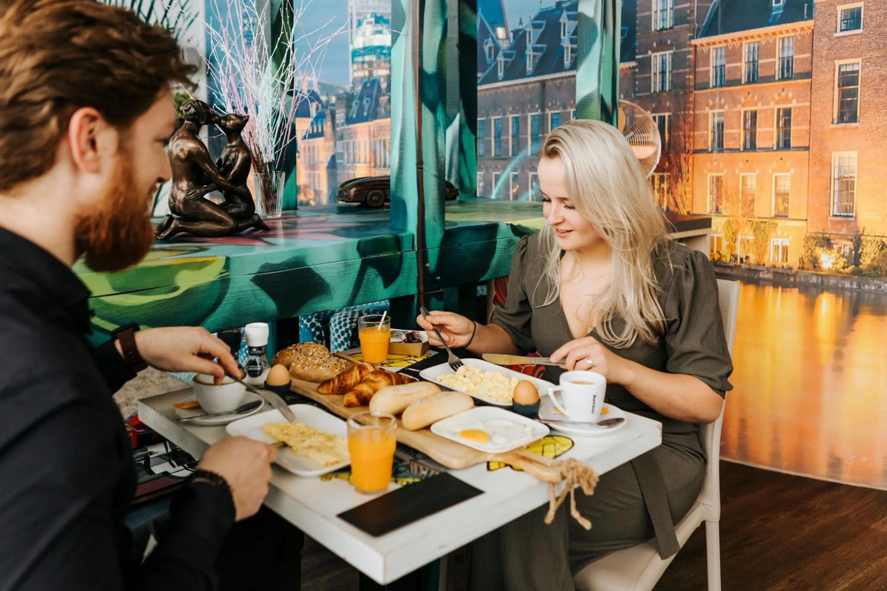 Breakfast in The Hague Teleport Hotel - Free Parking