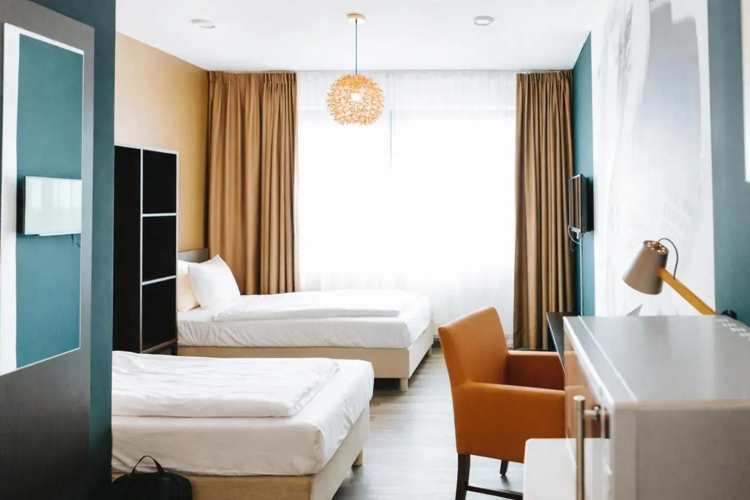 Bedroom, Bed in The Hague Teleport Hotel - Free Parking Bedroom, Bed in The Hague Teleport Hotel - Free Parking