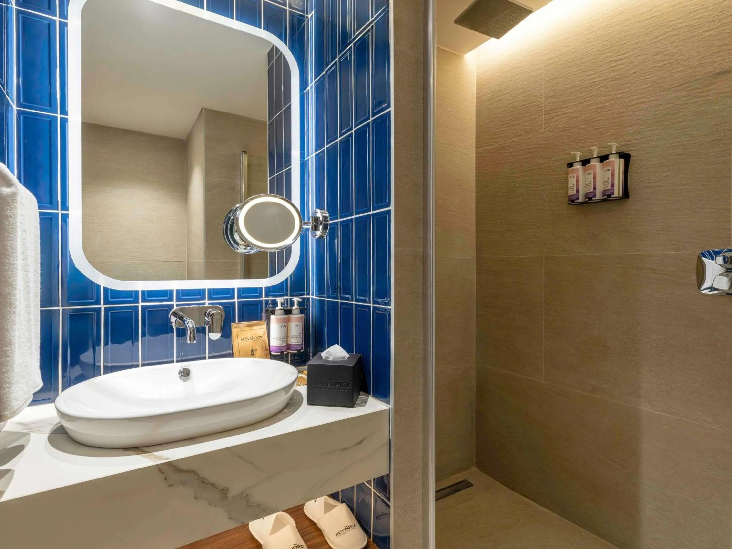 Superior Room with Two Twin Beds in Mövenpick Istanbul Old Town