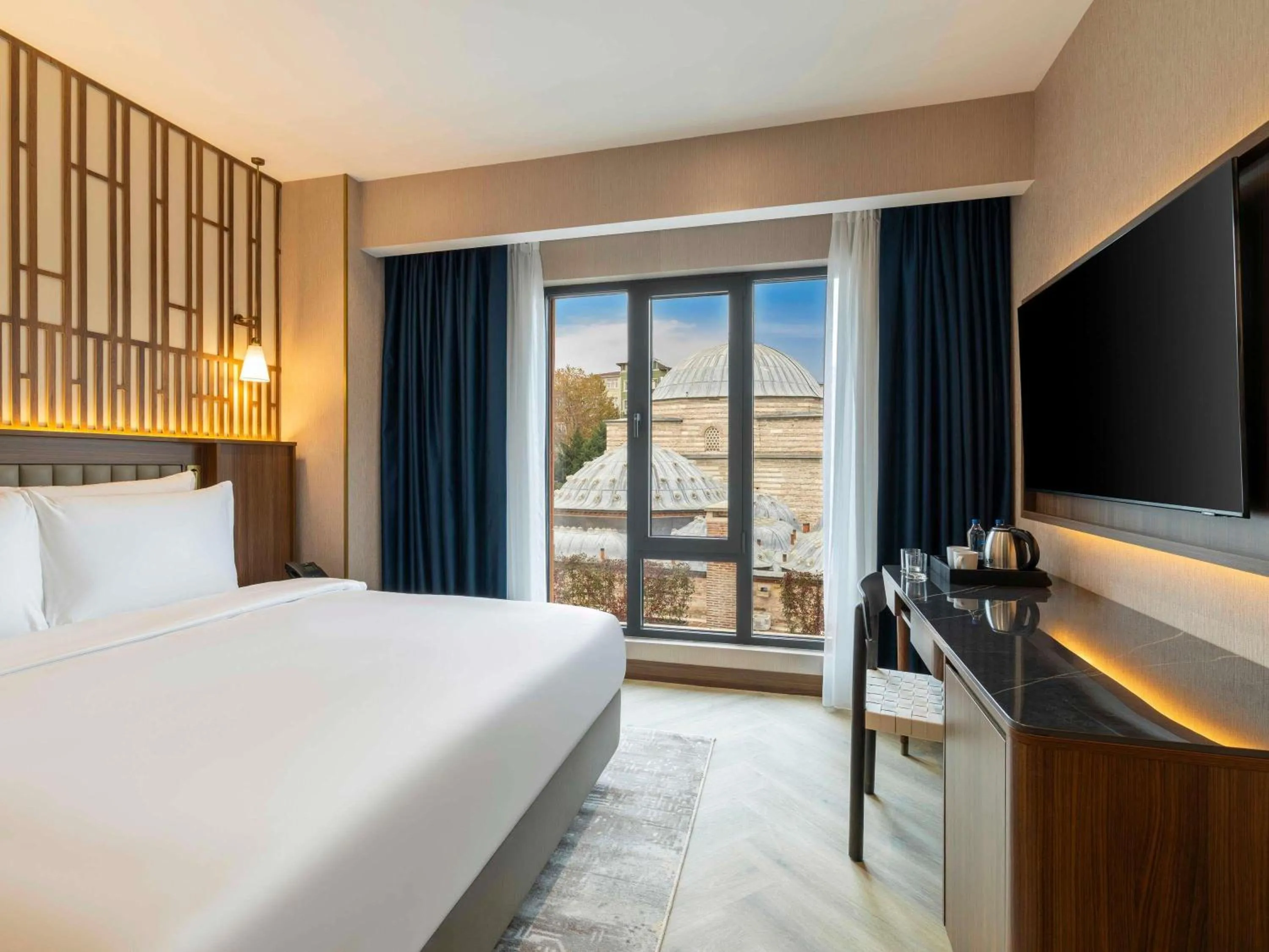 Classic Double Room in Mövenpick Istanbul Old Town